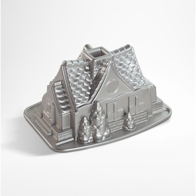 Nordic Ware ® Gingerbread House Bundt Pan - Image 0