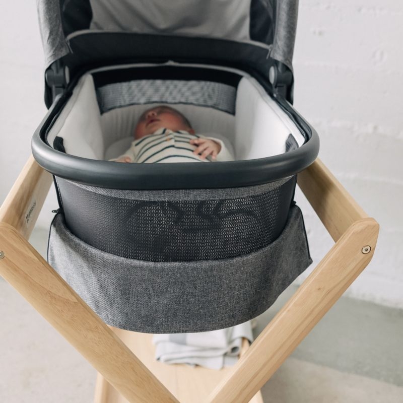 UPPAbaby V3 Evelyn Meadow Green Baby Bassinet with Carbon Frame - Image 4