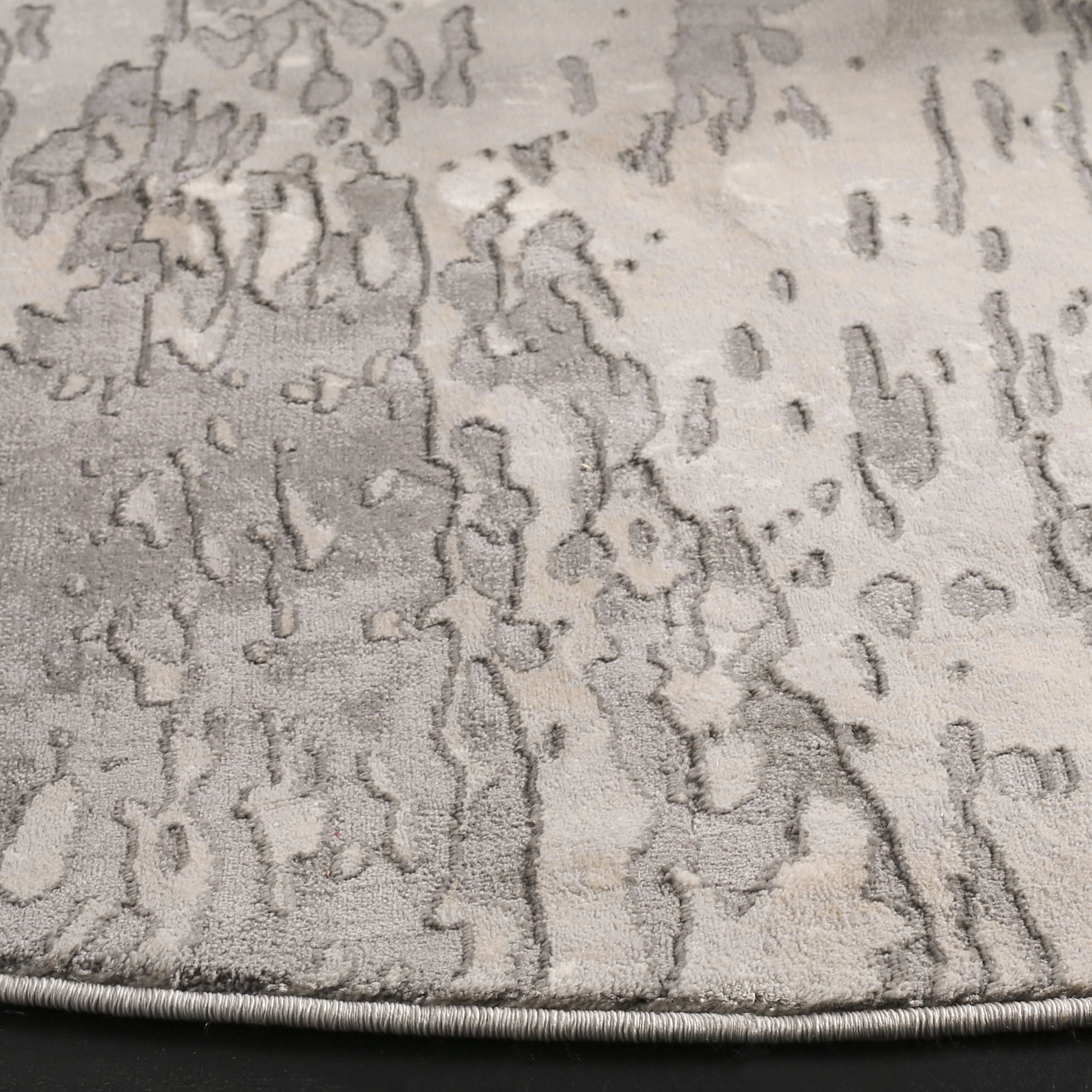 Arlo Home Woven Area Rug, MDW176F, Grey,  6' 7" X 6' 7" Round - Image 2