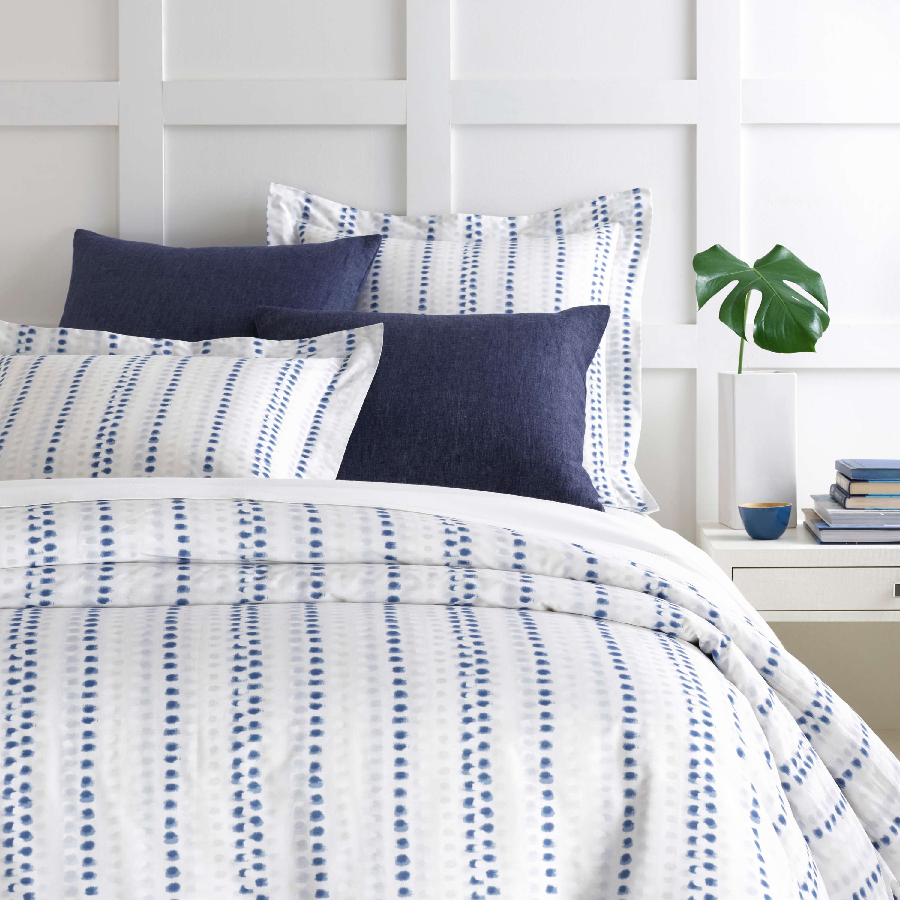 Ink Dots Duvet Cover - Image 0