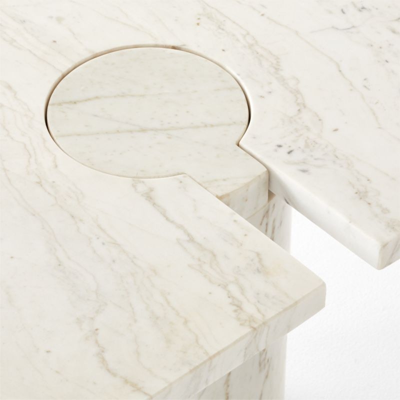 Liguria Rounded White Marble Side Table with White Marble Base by Gianfranco Frattini - Image 6