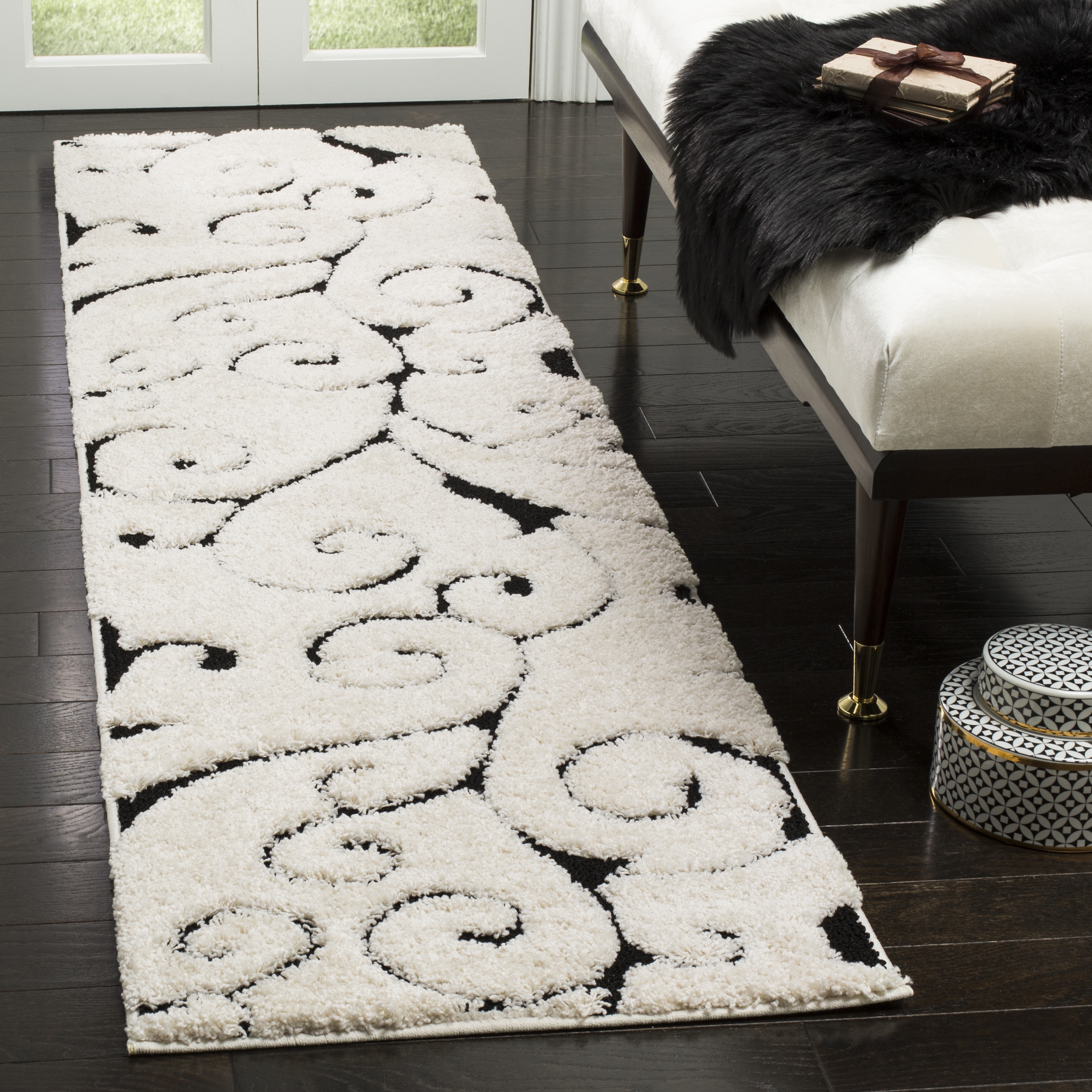 Arlo Home Woven Area Rug, SG455-1290, Ivory/Black,  2' 3" X 7' - Image 1