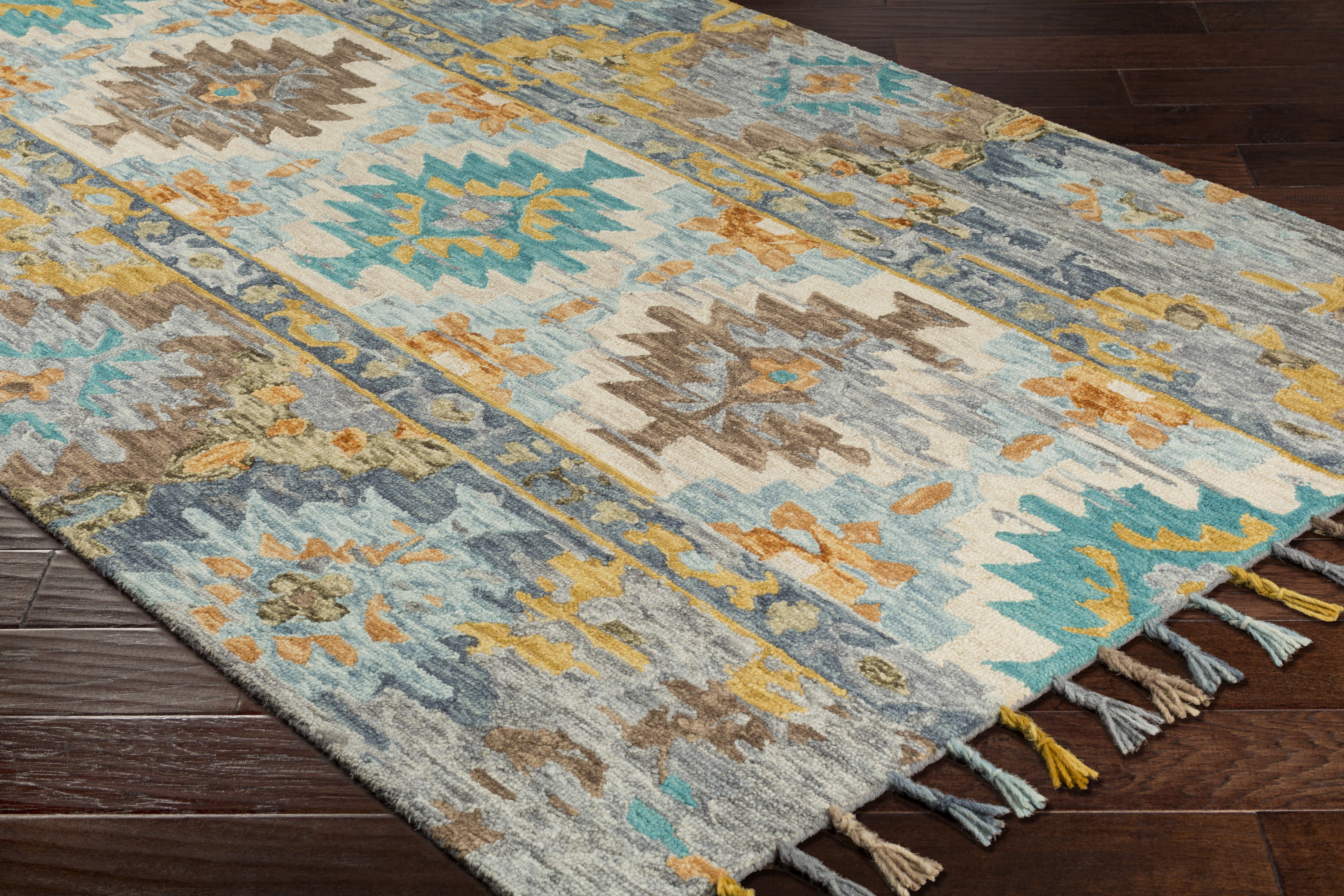 Bonifate Green Indoor 2' x 3' Handmade Rug - Image 6