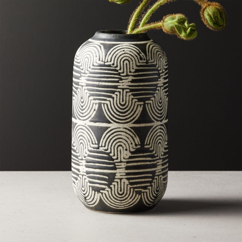 Rake Tall Black and White Vase - Image 3