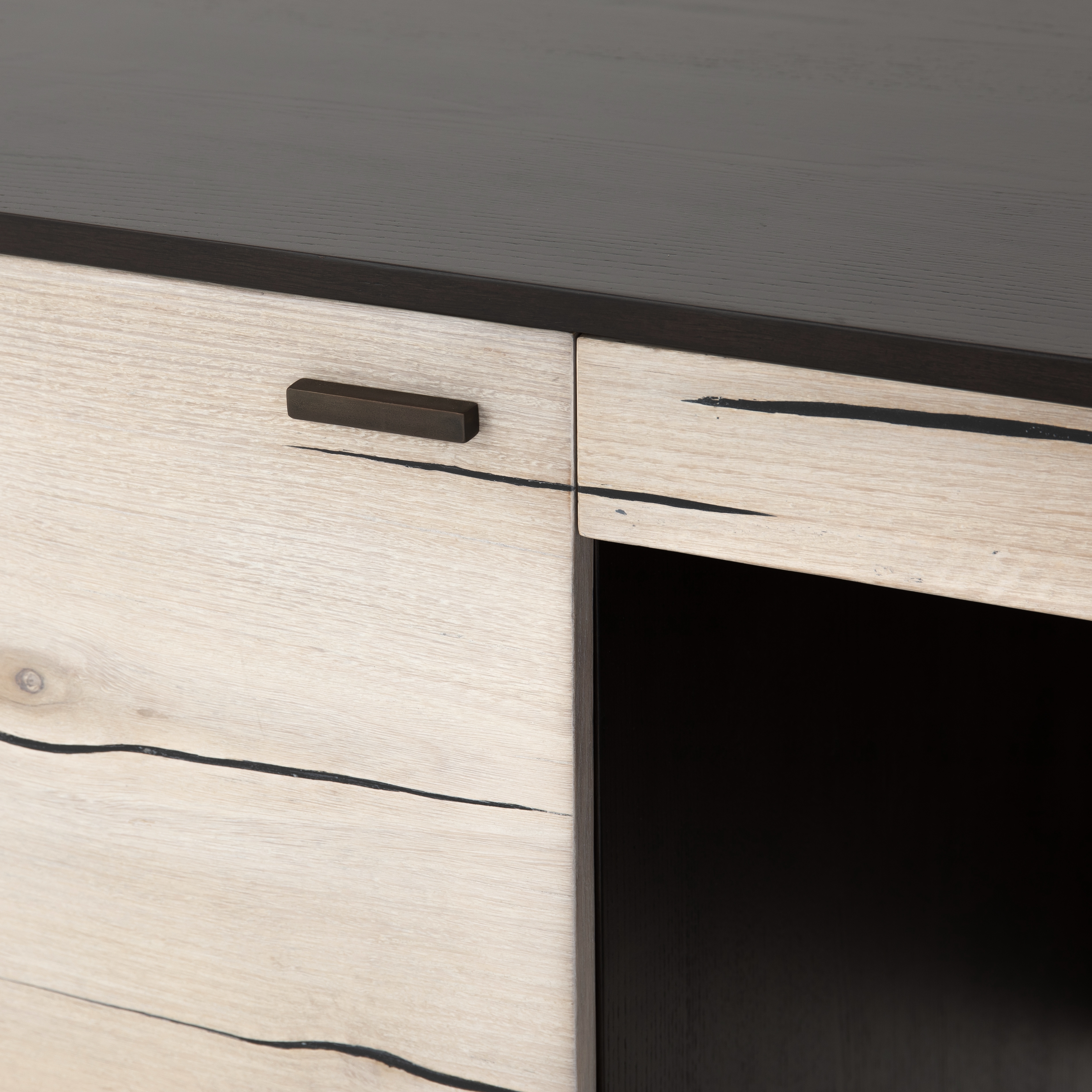 Cuzco Desk-Bleached Yukas - Image 9