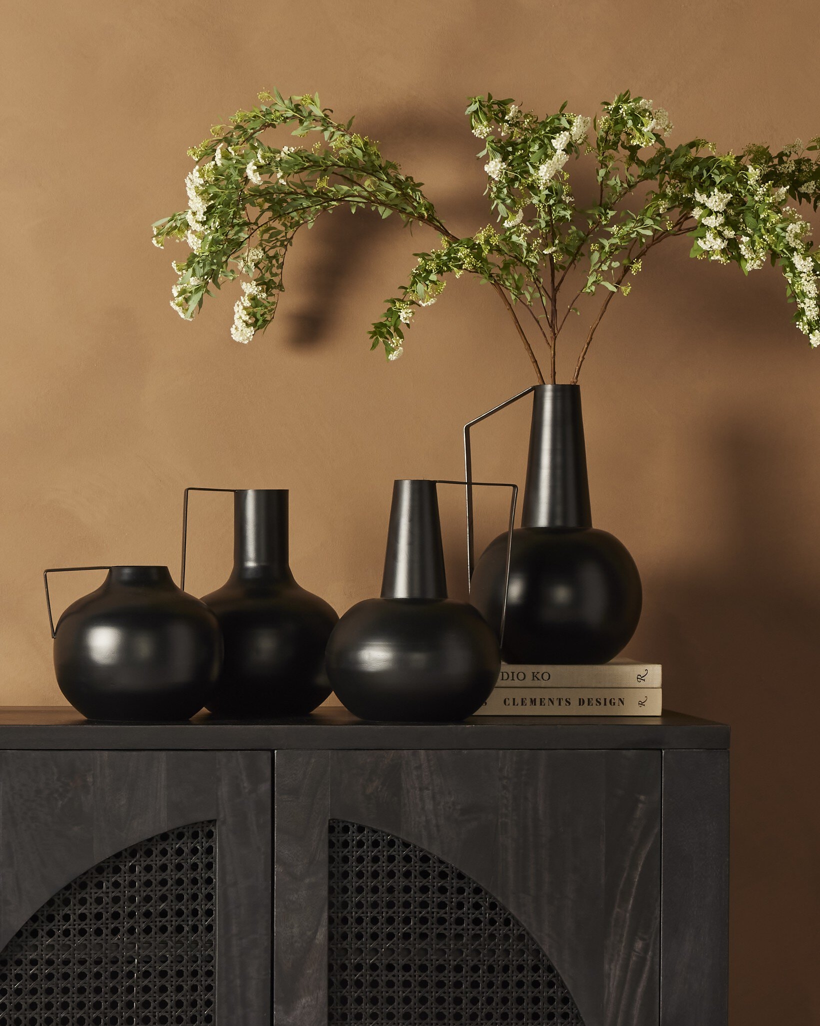 Aleta Vases, Set Of 4 - Iron Matte Black - Image 6