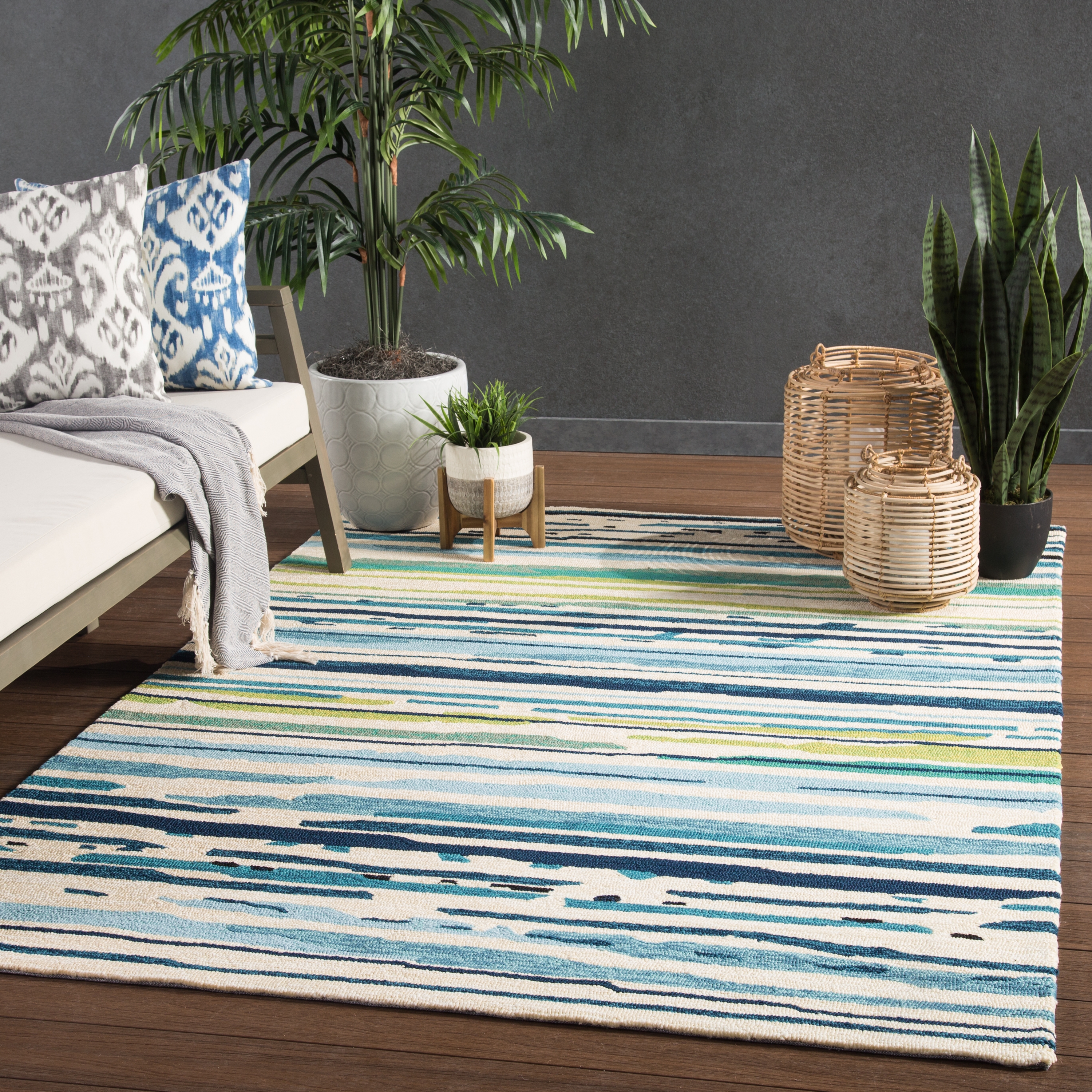 Sketchy Lines Indoor/ Outdoor Abstract Blue/ Green Area Rug (9' X 12') - Image 4