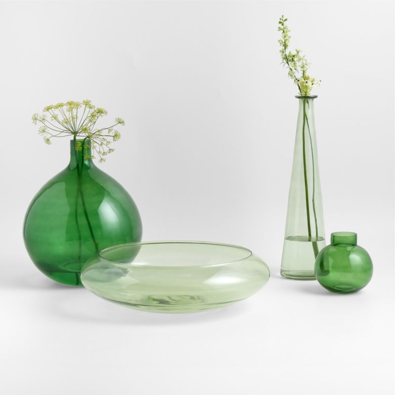 Leone Small Green Glass Vase 7" - Image 1