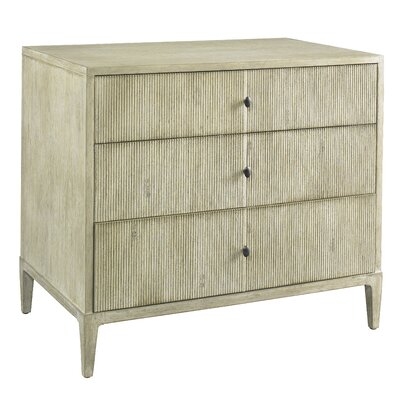 Reedy 3 - Drawer Bachelor's Chest in Cream - Image 0