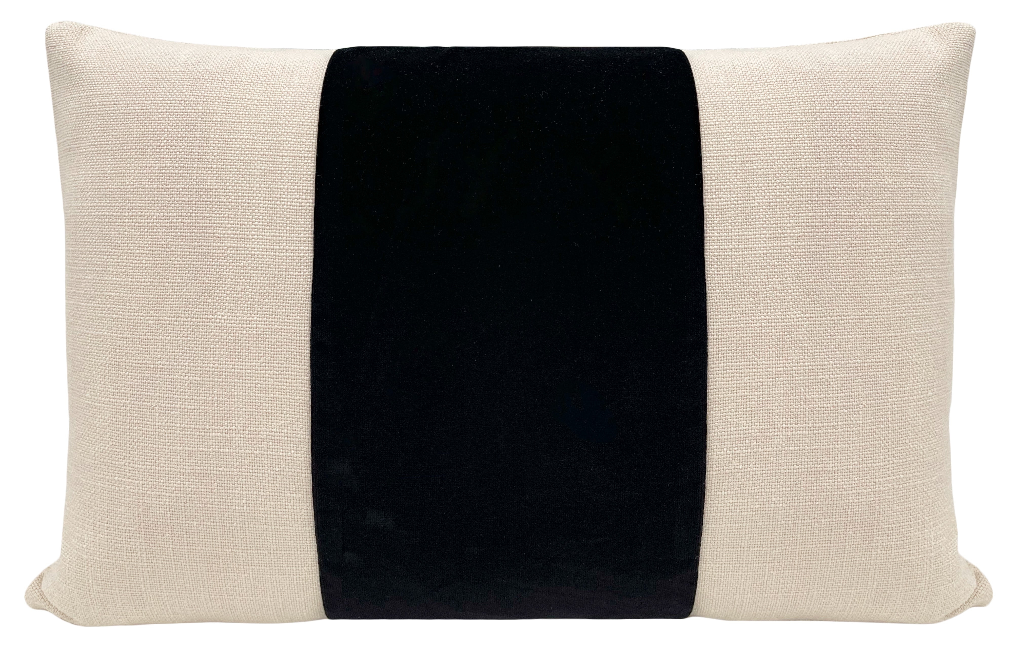 FINAL SALE : PANEL :: 14" X 20" STUDIO VELVET // NOIR PILLOW COVER - 14" X 20" - Image 0