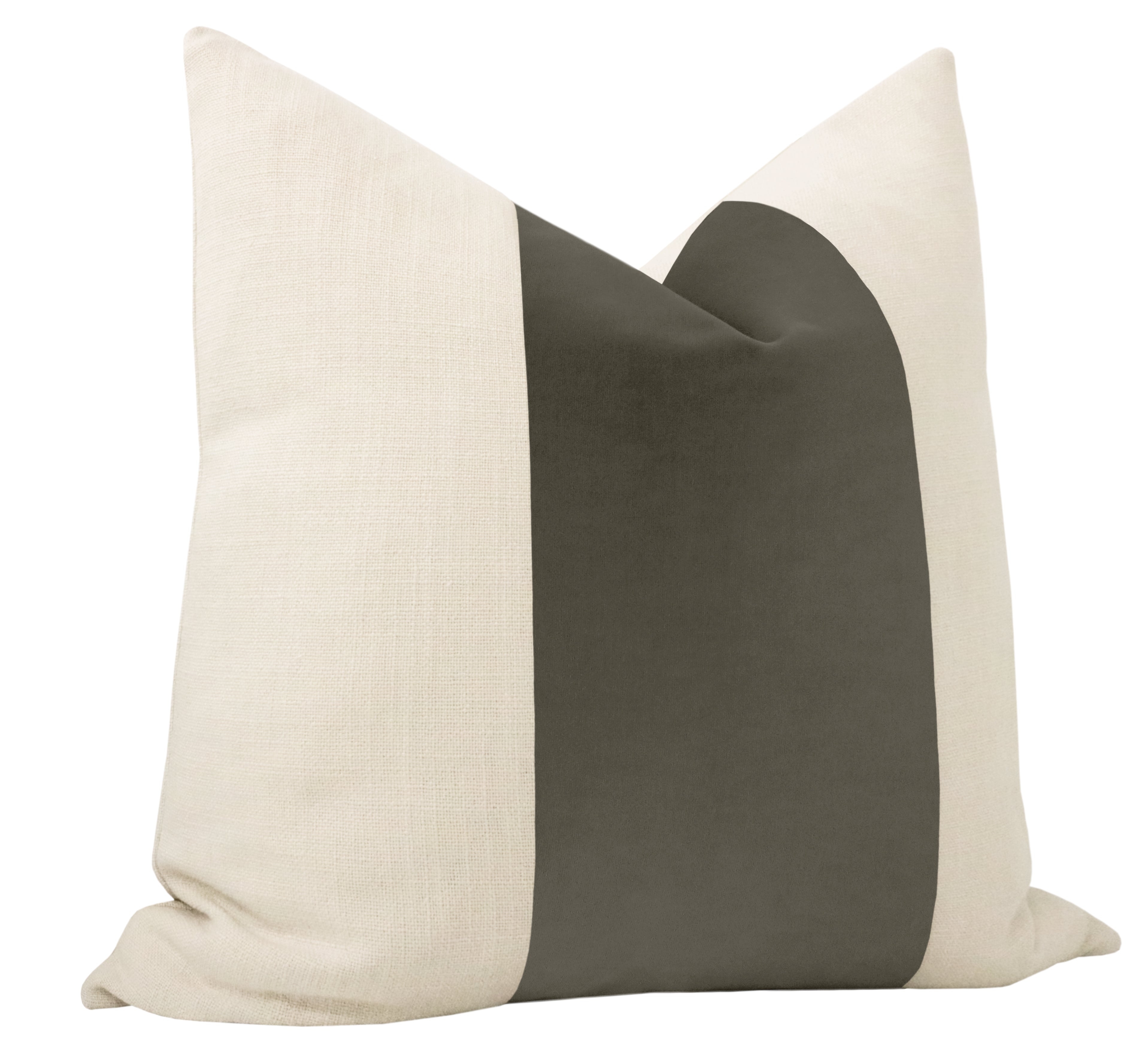 PANEL :: STUDIO VELVET // GREY - 20" X 20" - Image 1