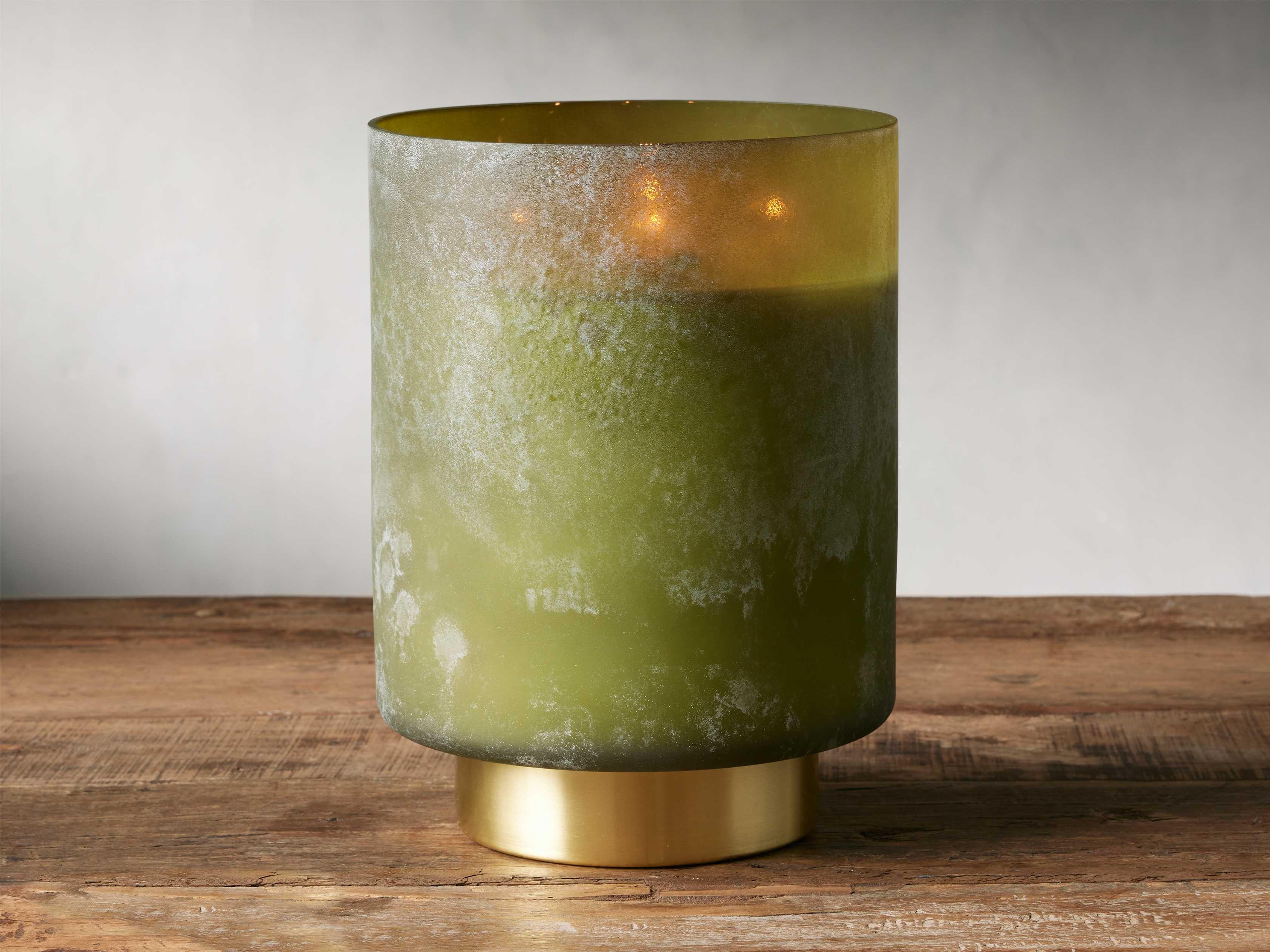 Retreat Olive Fig Candle in Glass Large Green - Image 0