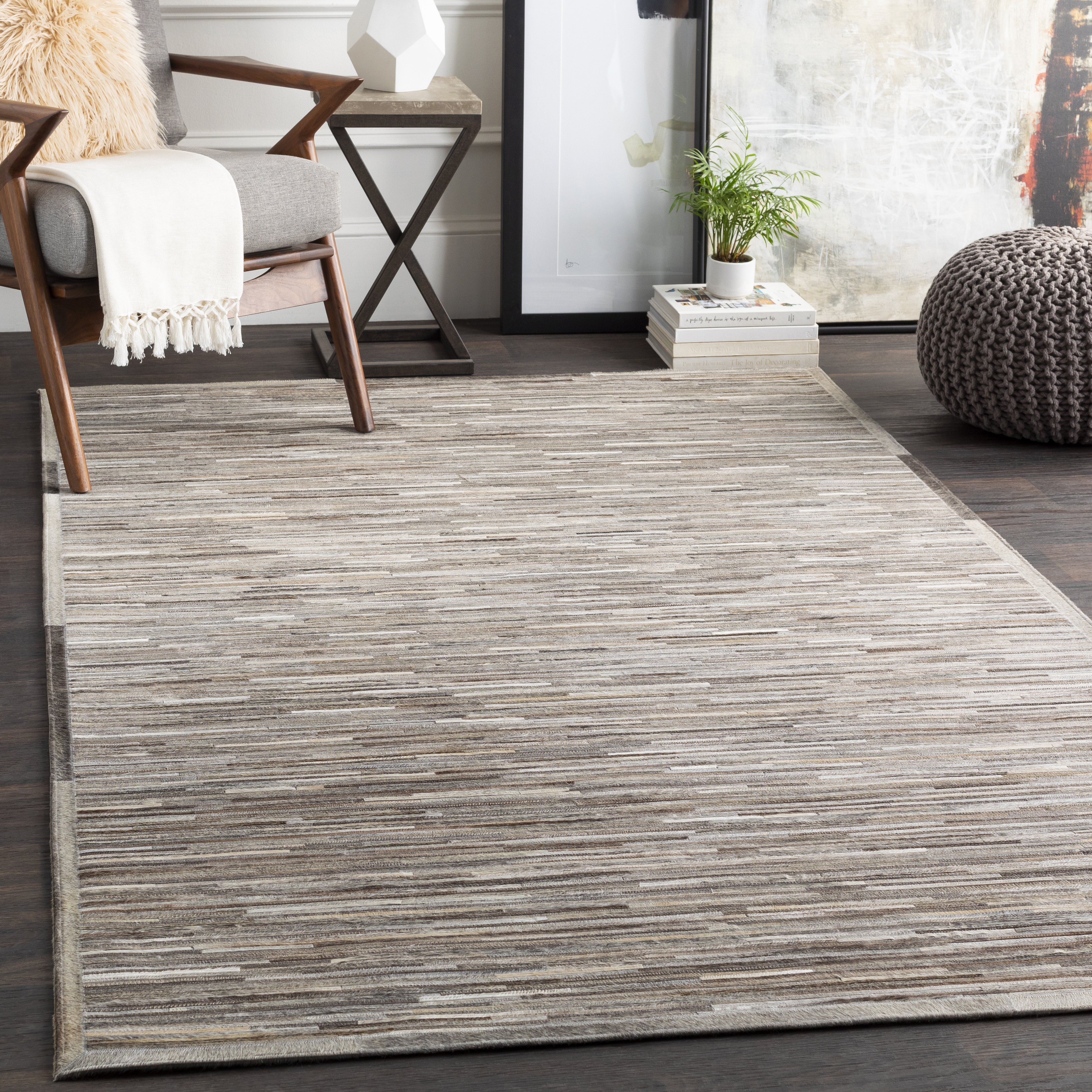 Zander Gray Indoor 2' x 3' Handmade Rug - Image 1