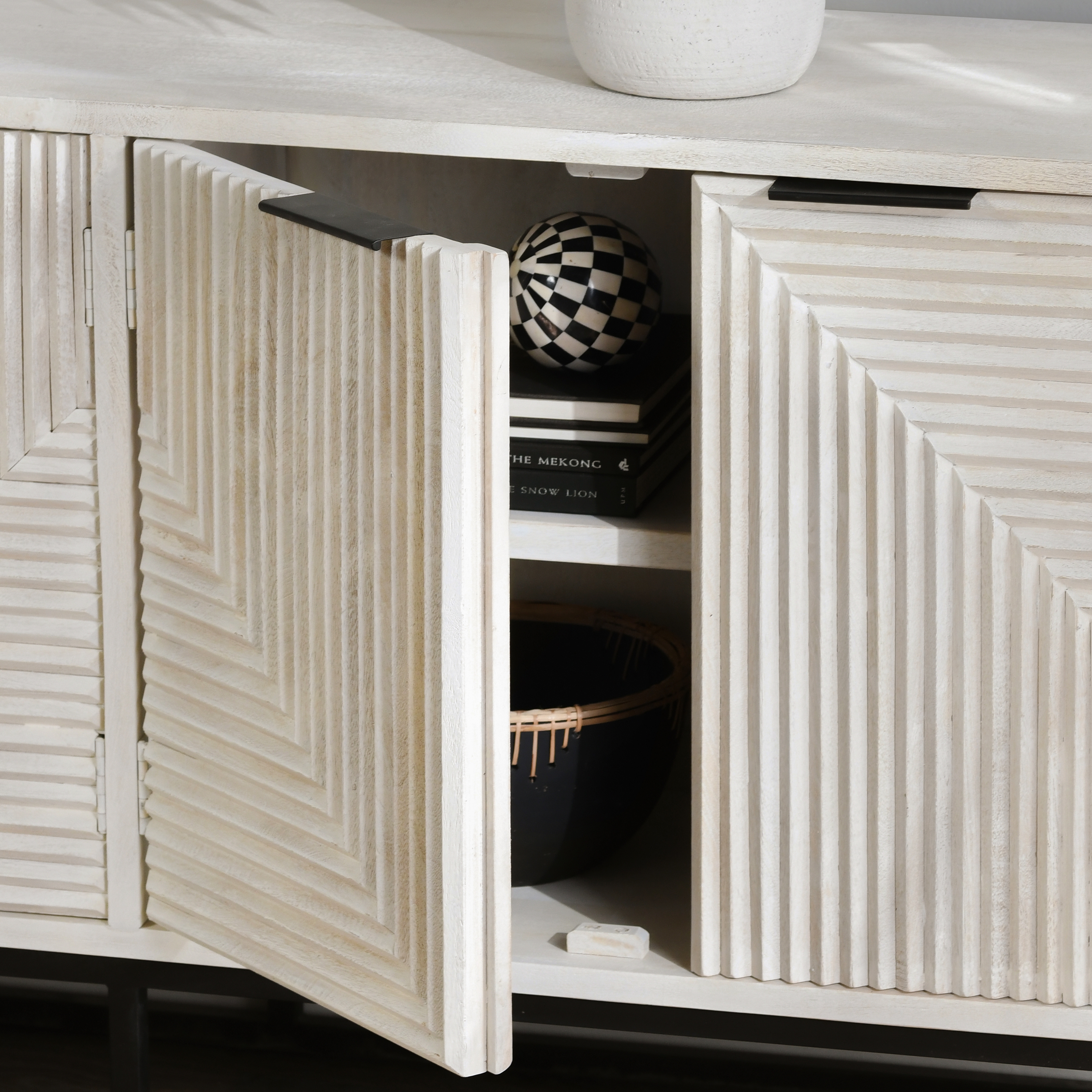 Flint 6Dr Buffet White Wash - Image 10