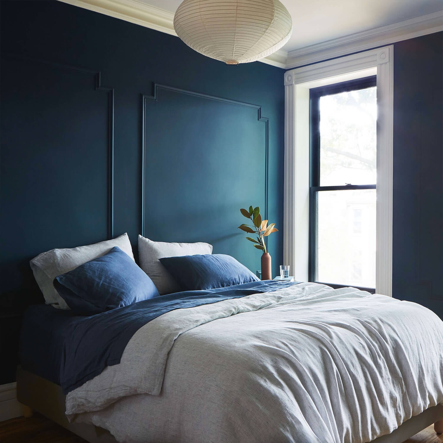 The Citizenry Stonewashed Linen Duvet Cover | Full/Queen | Duvet Only | Indigo Chambray - Image 4
