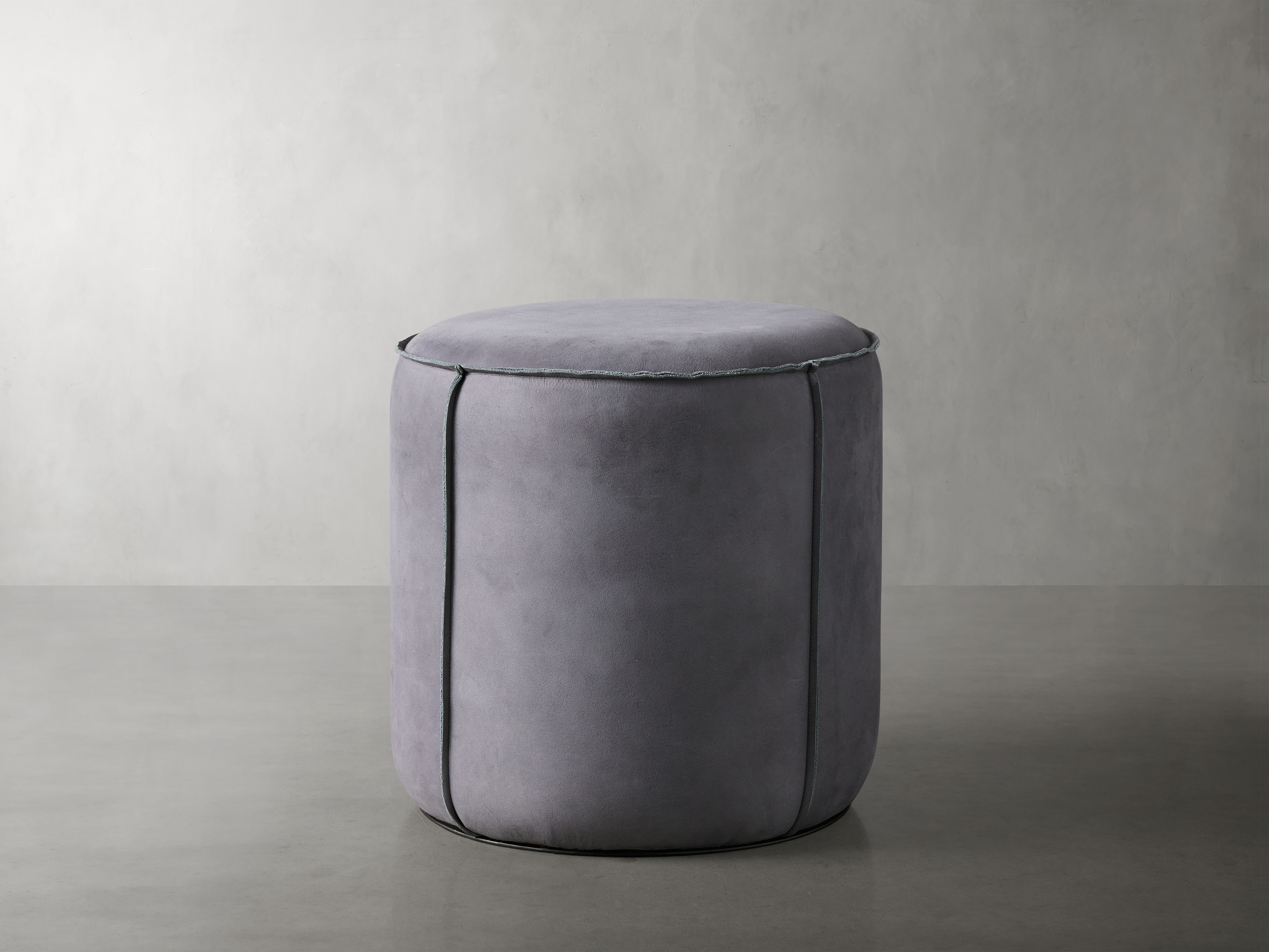 Nubuck Round Pouf in Mineral Leather Gray - Image 0