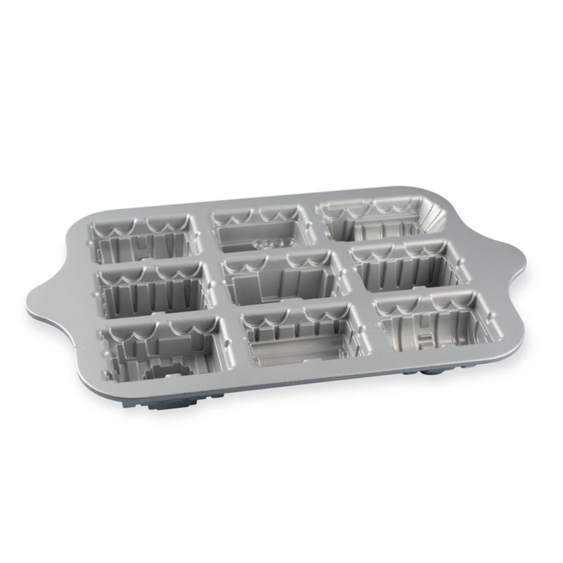 Nordic Ware ® Train Cakelet Pan - Image 3