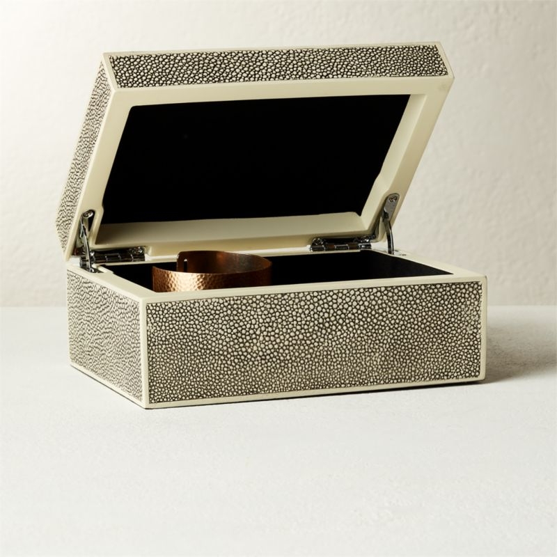 Resin Shagreen Jewelry Box - Image 3