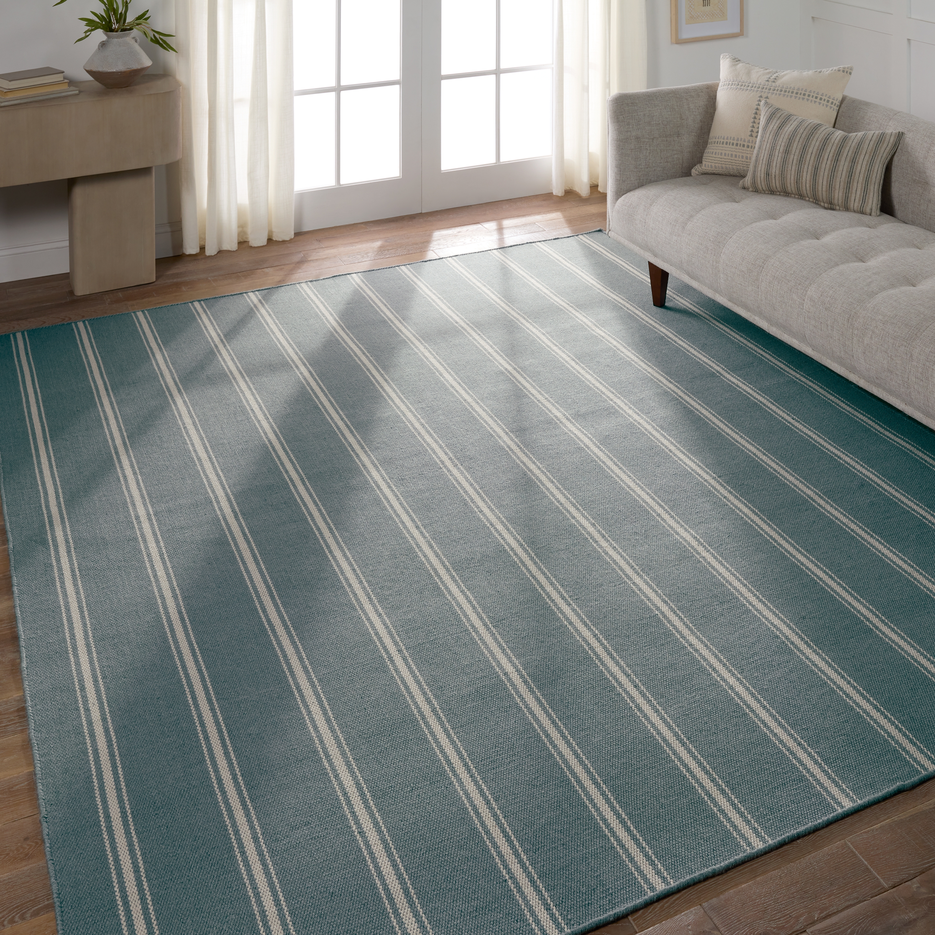 Barclay Butera by Memento Handmade Indoor/Outdoor Striped Slate/ Ivory Area Rug (18"X18") - Image 4