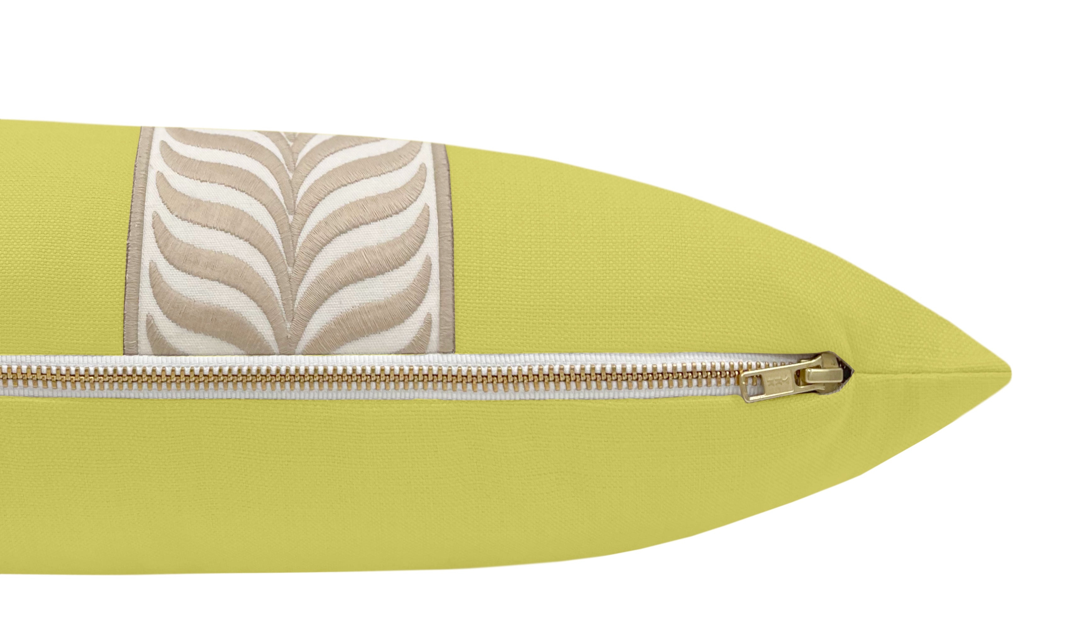 THE XL LUMBAR :: CLASSIC LINEN // CHARTREUSE + TRELLIS TRIM // NATURAL - Sample 4" X 4" - Image 1