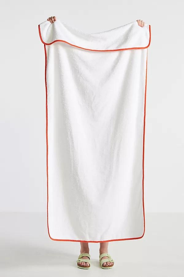 Piped Pool Towel - Image 0