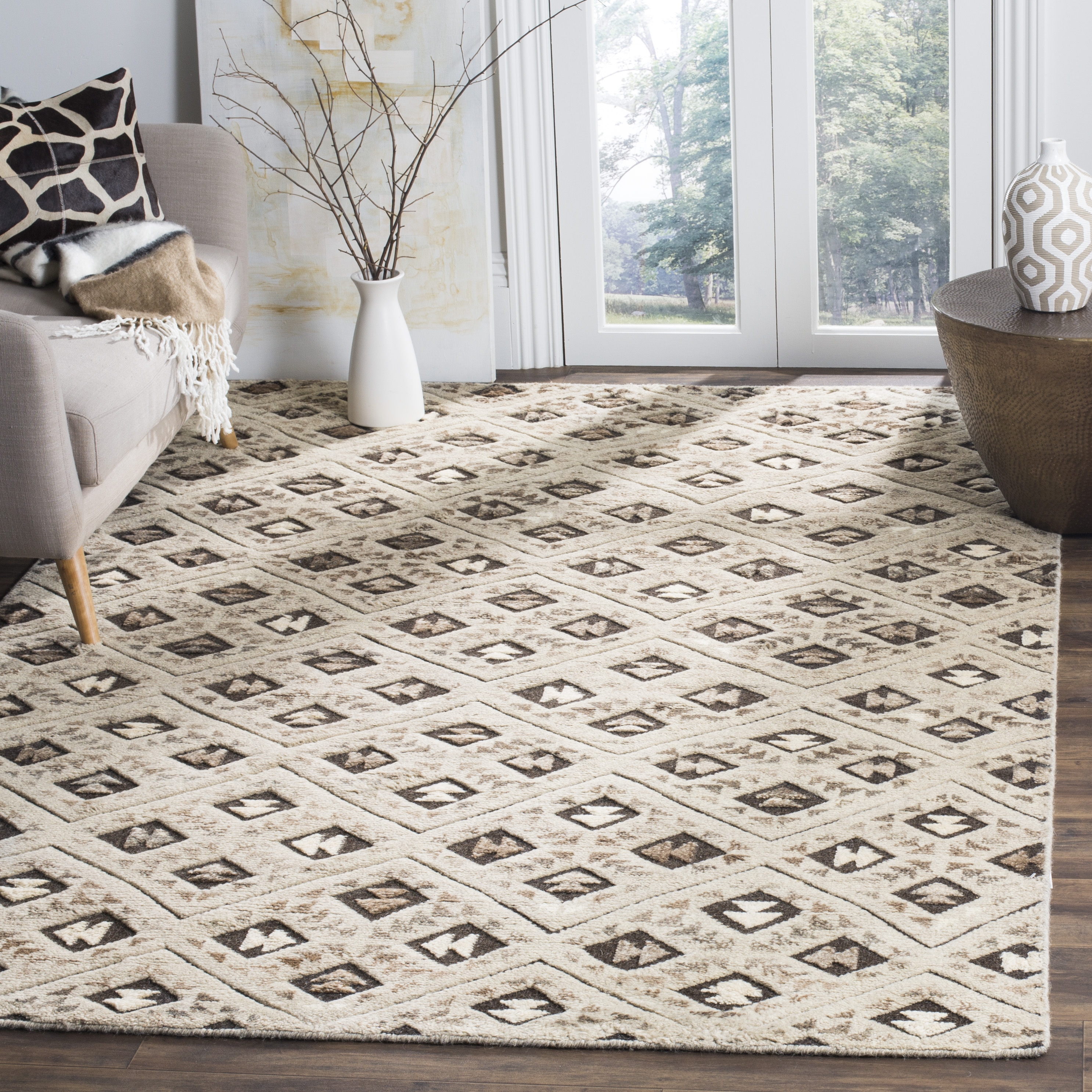 Arlo Home Hand Knotted Area Rug, CLE315A, Grey,  6' X 9' - Image 1