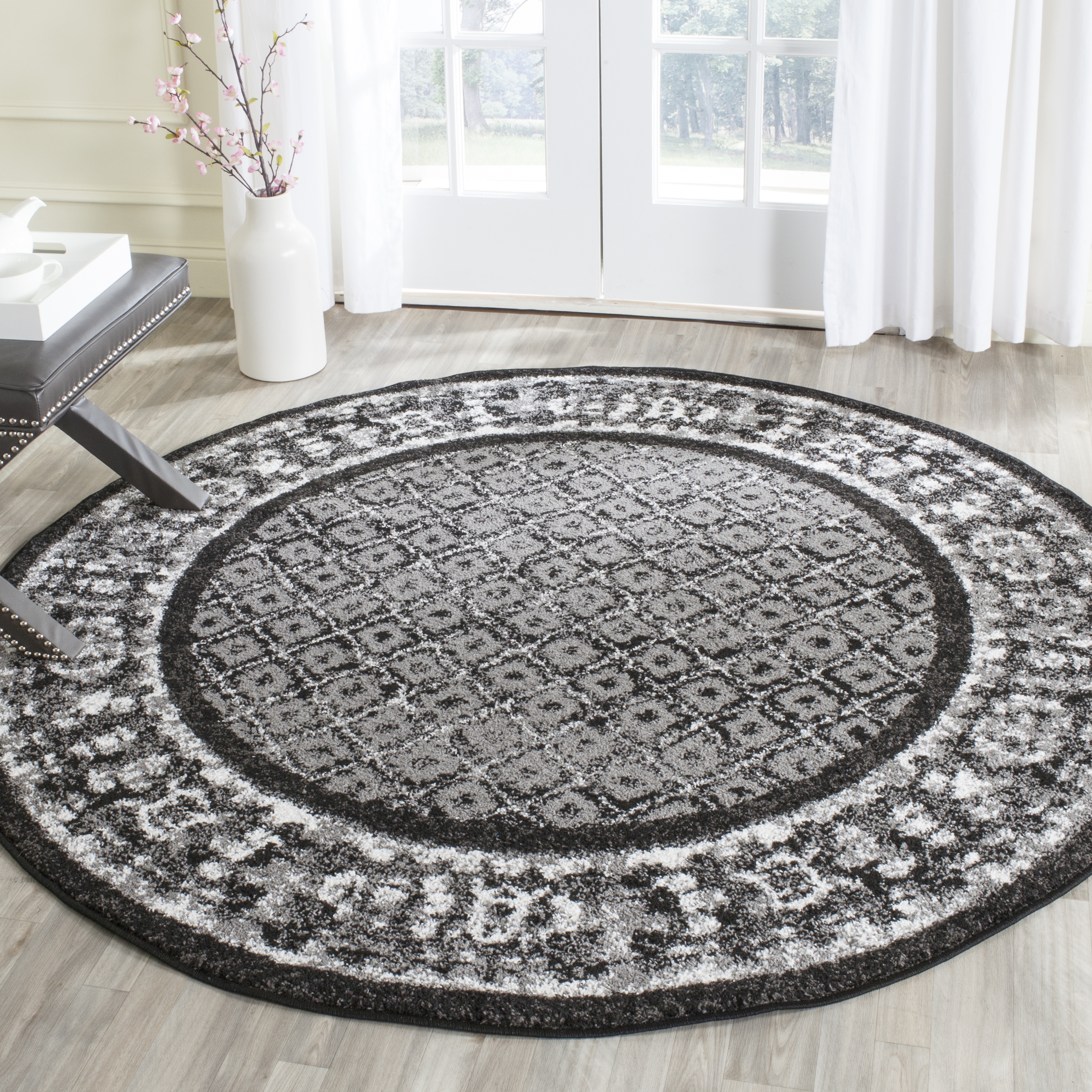 Arlo Home Woven Area Rug, ADR110A, Black/Silver,  4' X 4' Round - Image 1
