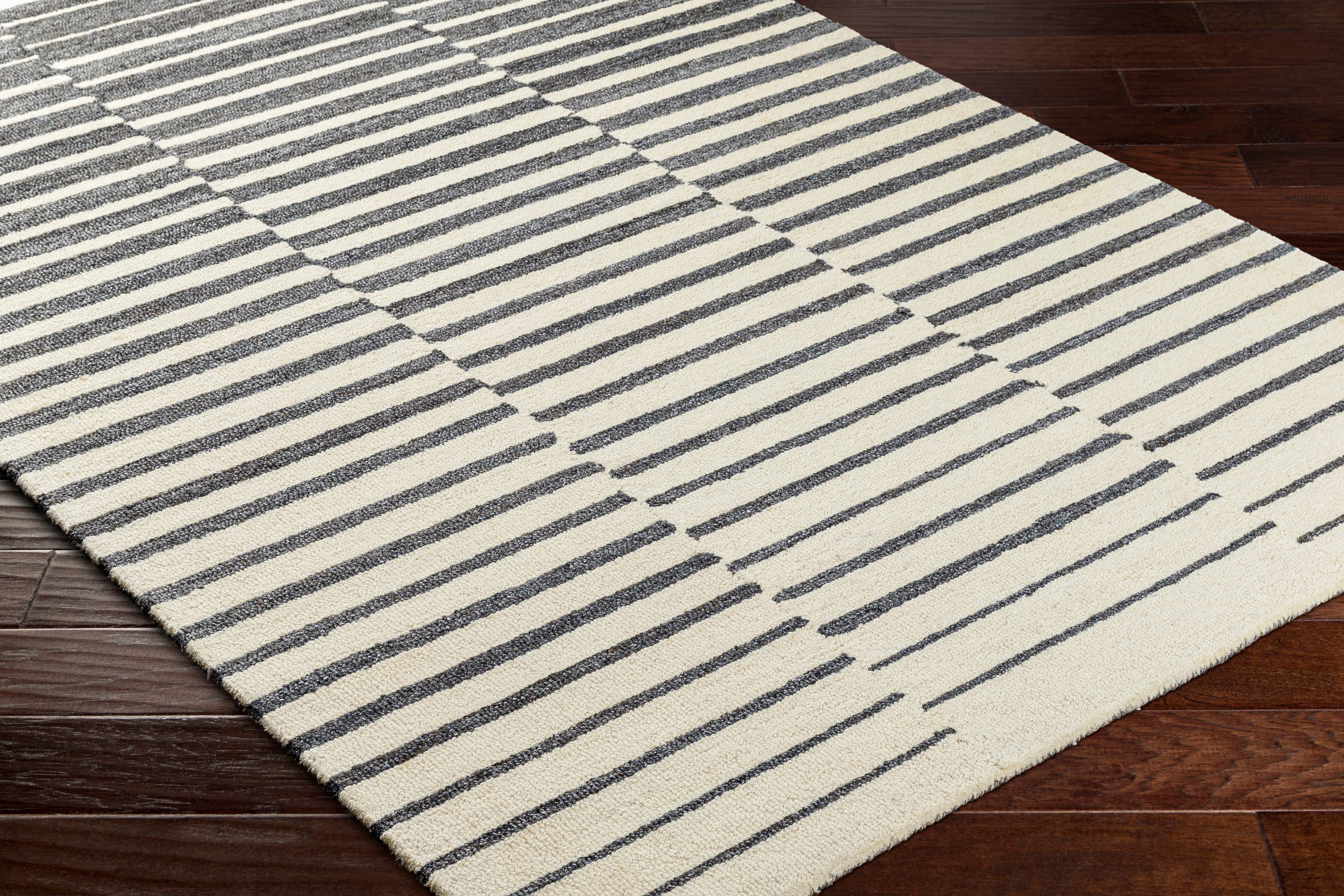 Ottawa Beige Indoor 2'6" x 8' Handmade Rug - Image 4