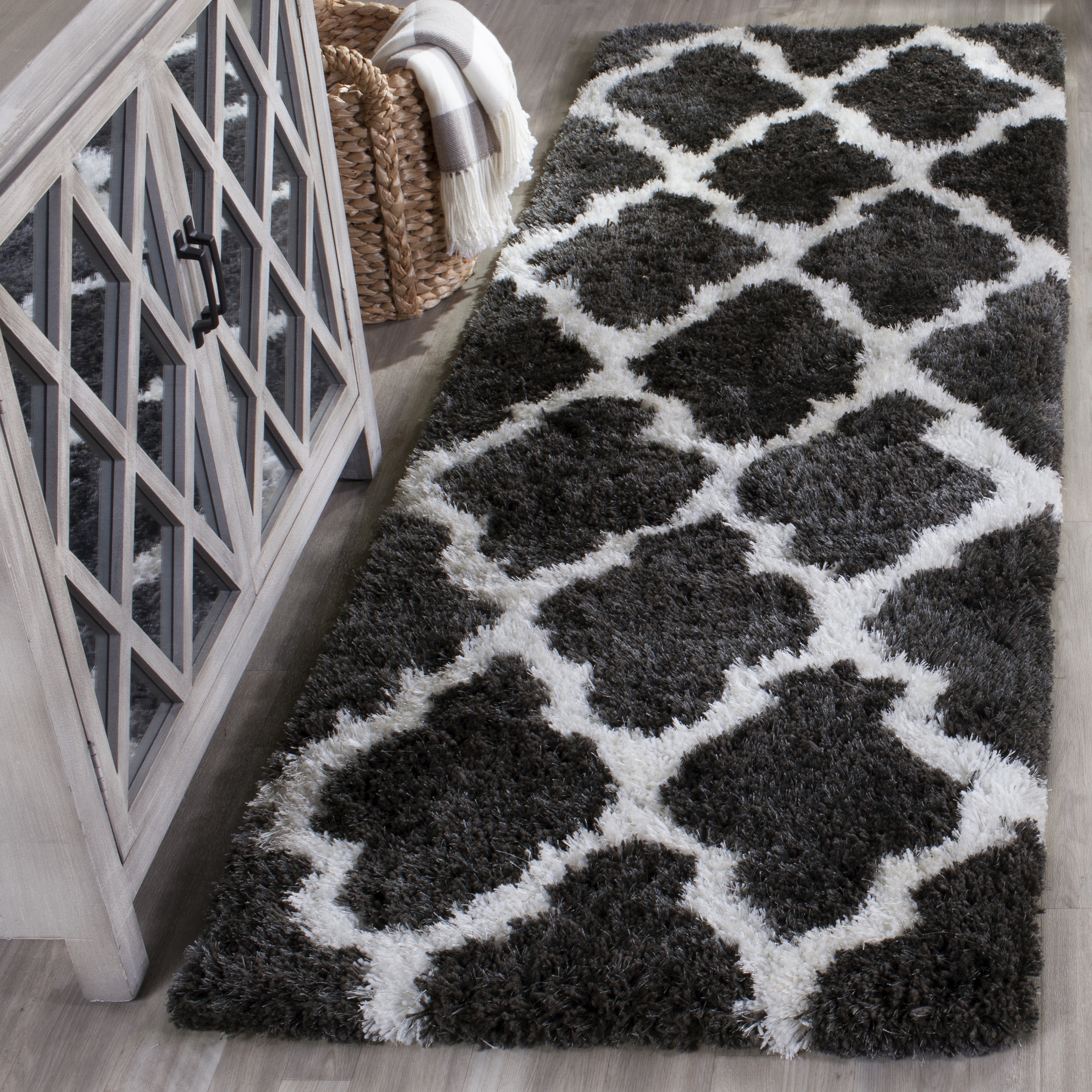 Arlo Home Hand Tufted Area Rug, BSG319D, Graphite/Ivory,  2' 3" X 7' - Image 1
