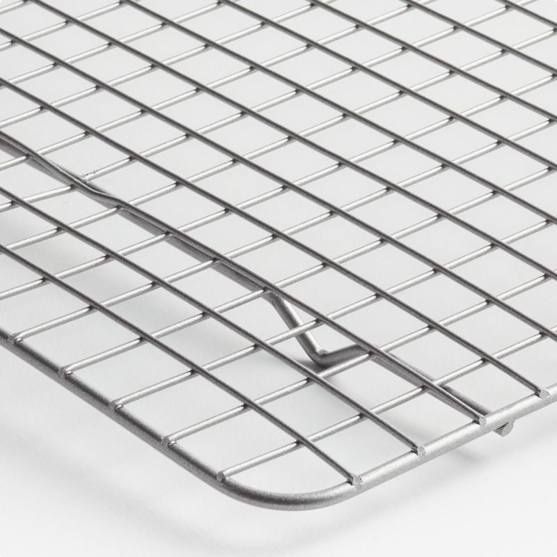 USA Pan Cooling Rack - Image 1