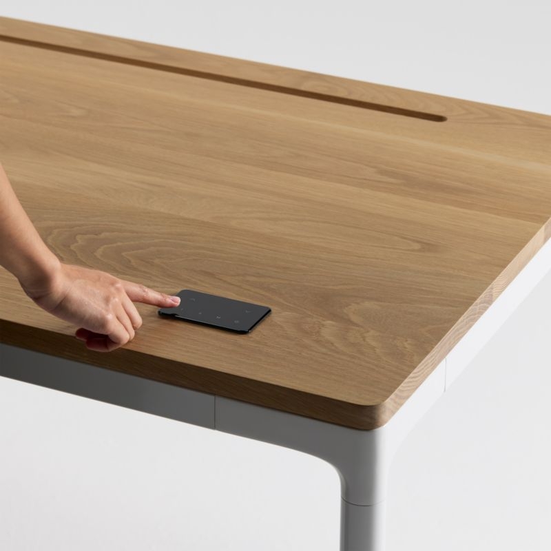 Humanscale ® eFloat Quattro 48" Oak Adjustable Standing Desk - Image 2