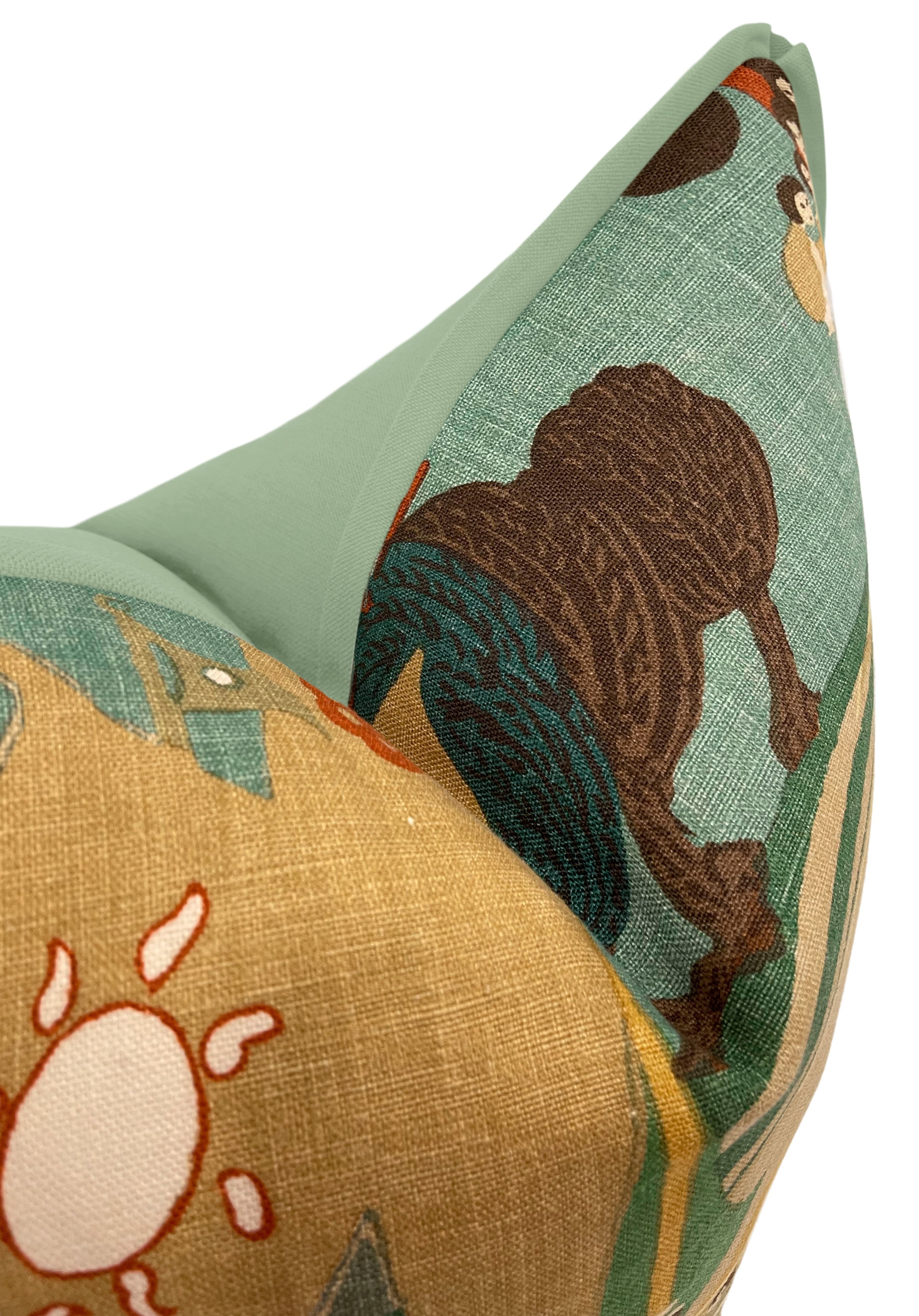 PEARL RIVER // JADE | SCHUMACHER - 20" X 20" / BUTTERFLY FLANGE / Eucalyptus - Image 0