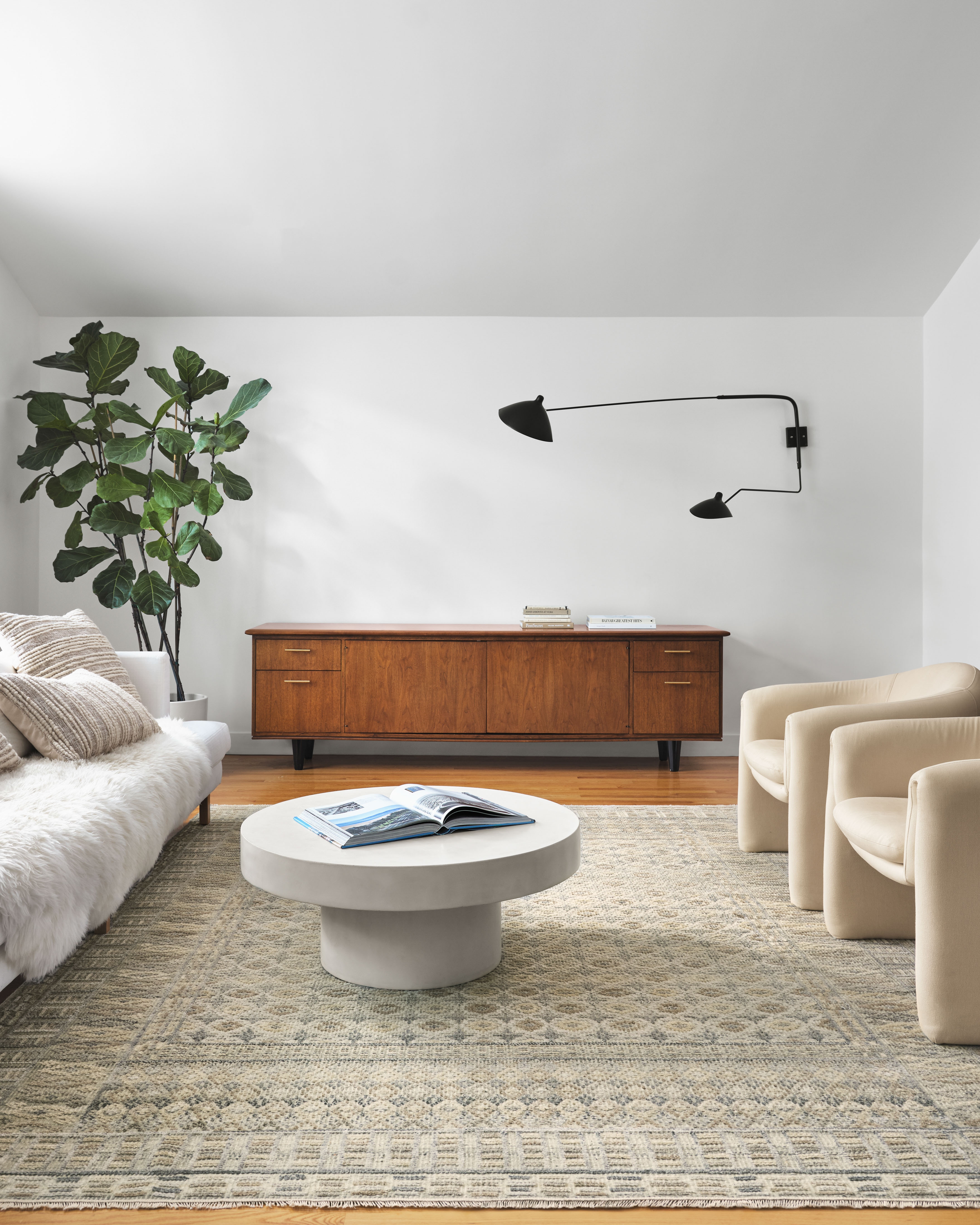 Loloi Nola Sand / Beige 7'-9" x 9'-9" - Image 1