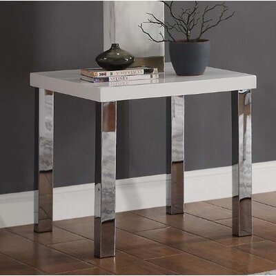 Grace-Leigh End Table - Image 0