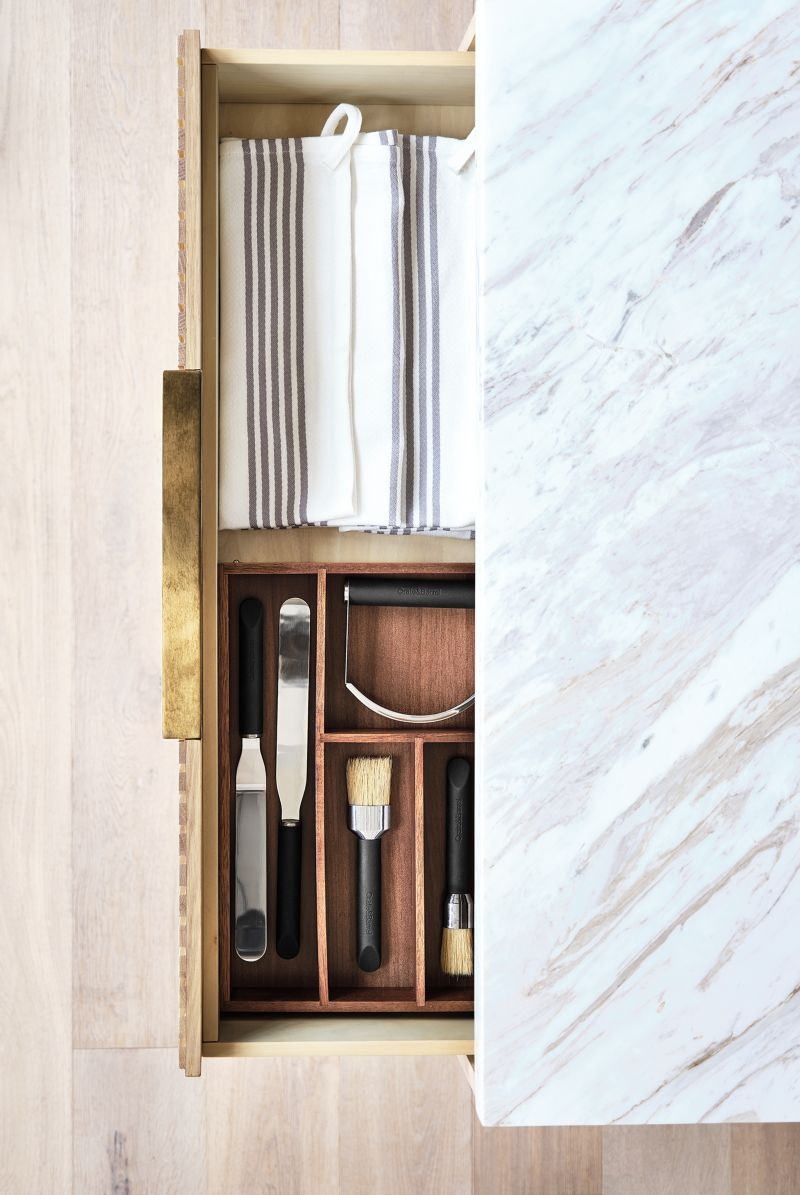 Batten 84" Natural Oak Wood Kitchen Island with Storage - Image 4