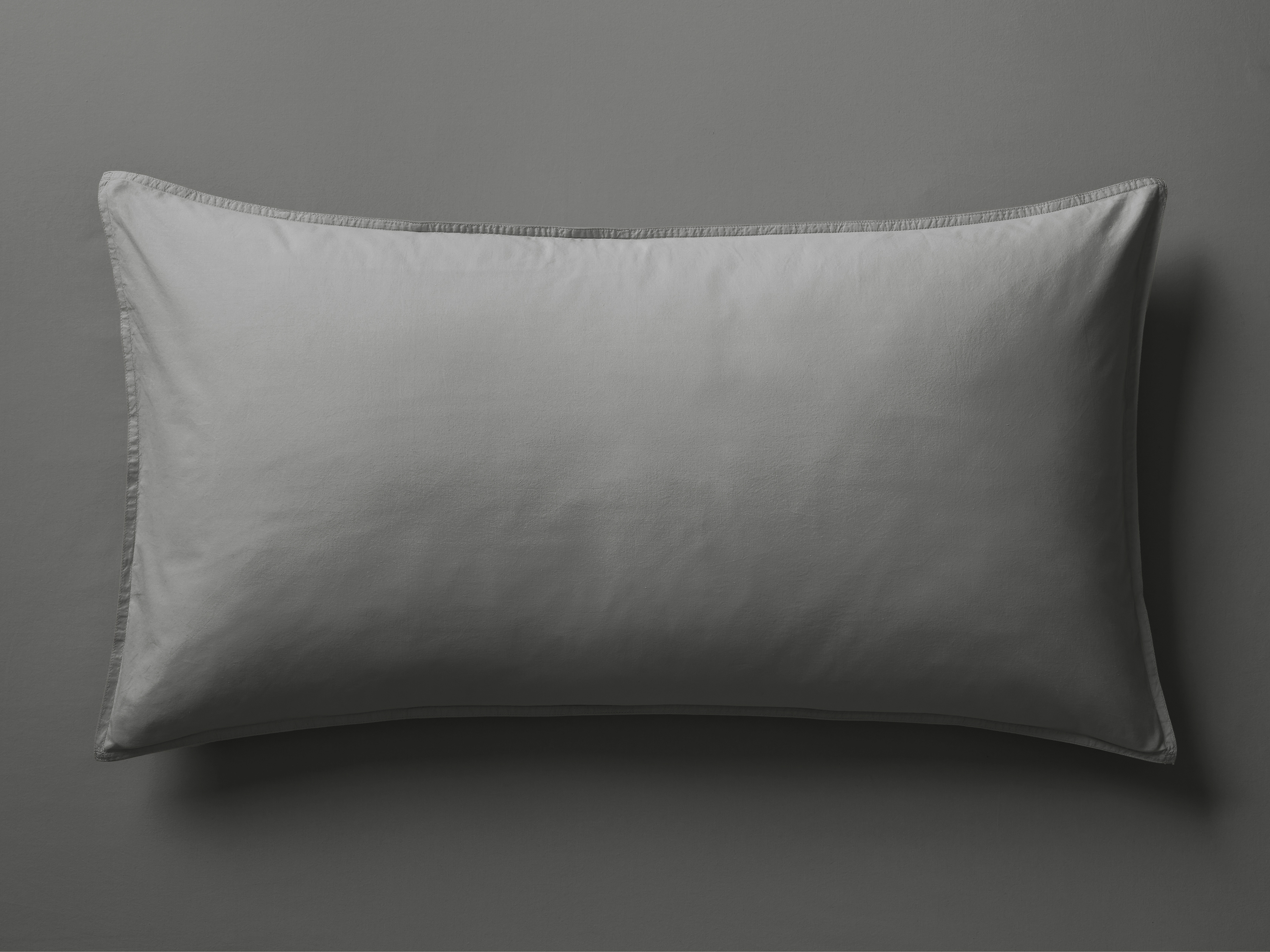 Italian Garment-Dyed Sham in Charcoal Percale Standard Gray - Image 0