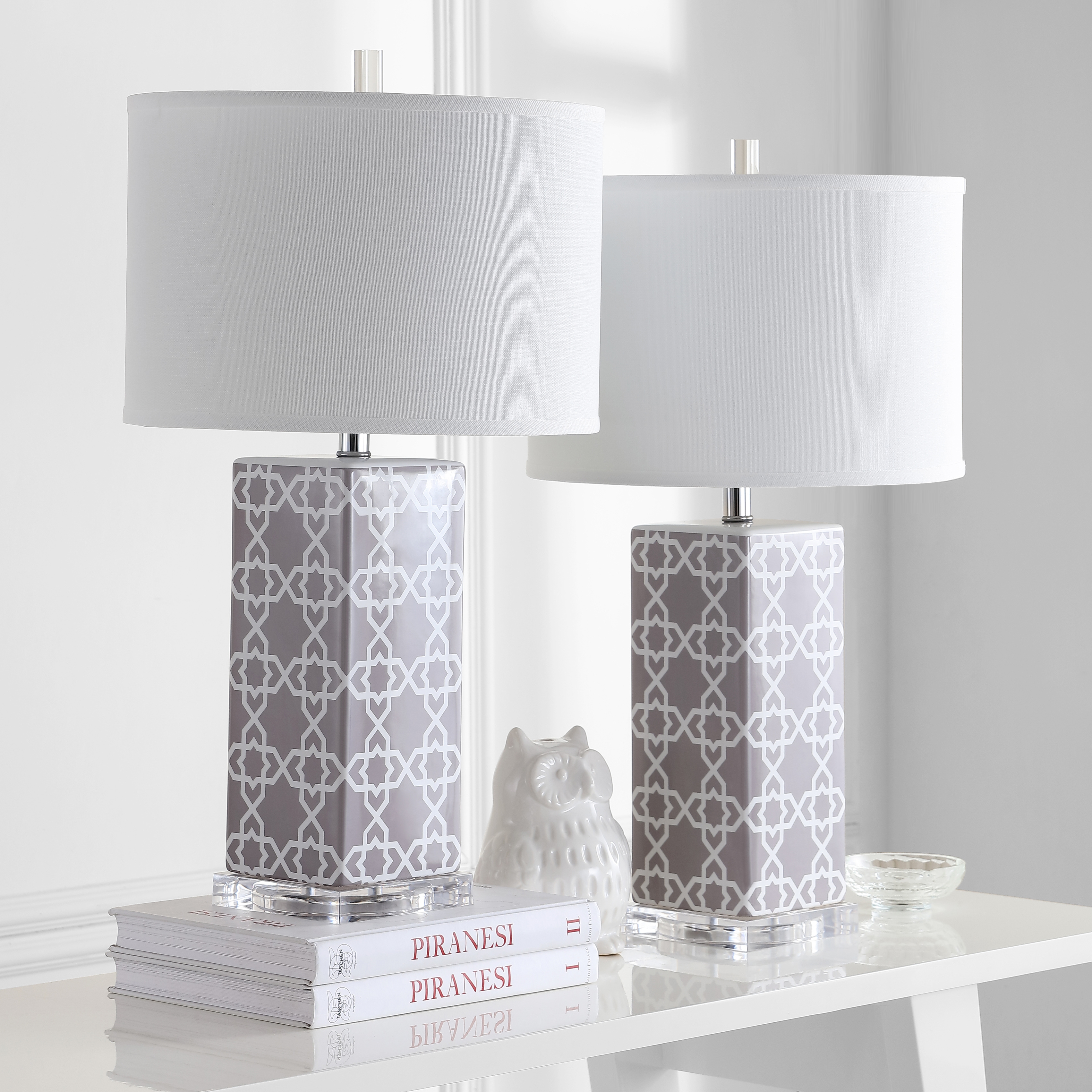 Quatrefoil 27-Inch H Table Lamp - Grey - Safavieh - Image 6