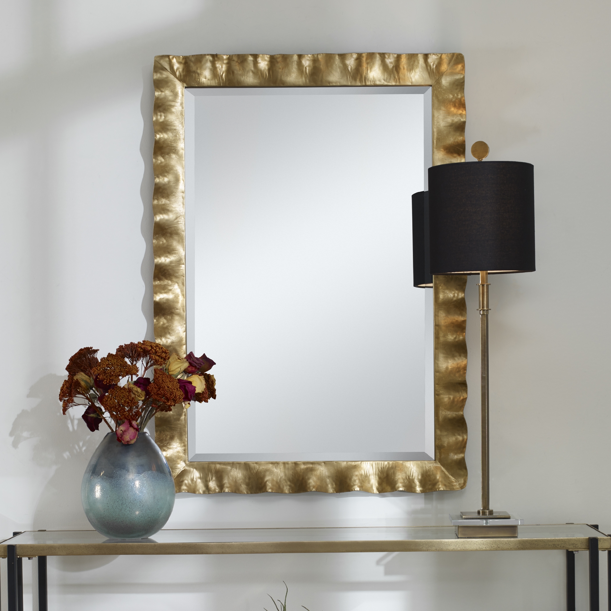Haya Scalloped Gold Mirror - Image 0