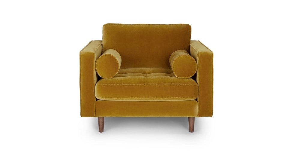 Sven Yarrow Gold Chair - Image 0