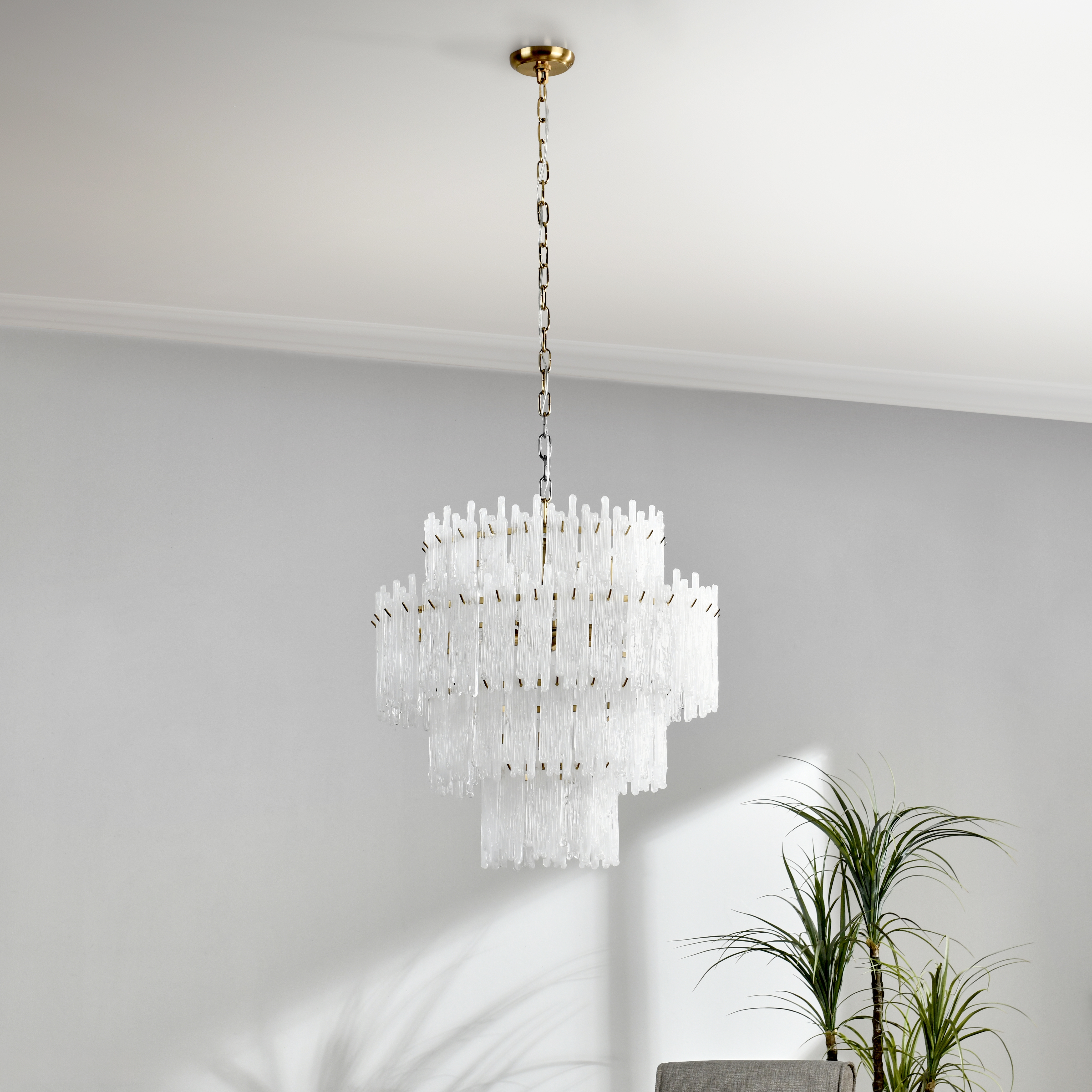 Everly Chandelier Round Clear/White - Image 5