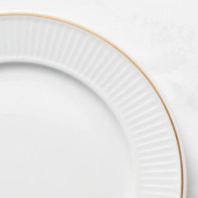 Pillivuyt Plisse Gold Dinner Plates, Set of 4, Gold Rim - Image 1