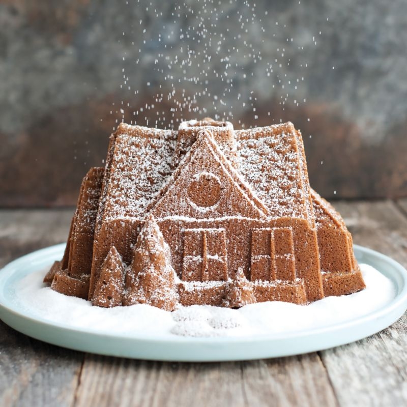 Nordic Ware ® Gingerbread House Bundt Pan - Image 2