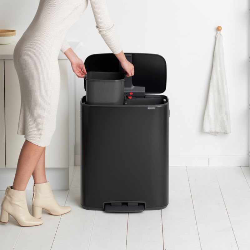 Brabantia Matte Black Bo Step On Dual Compartment Recycling Trash Can, 2 x 8 Gallon - Image 5