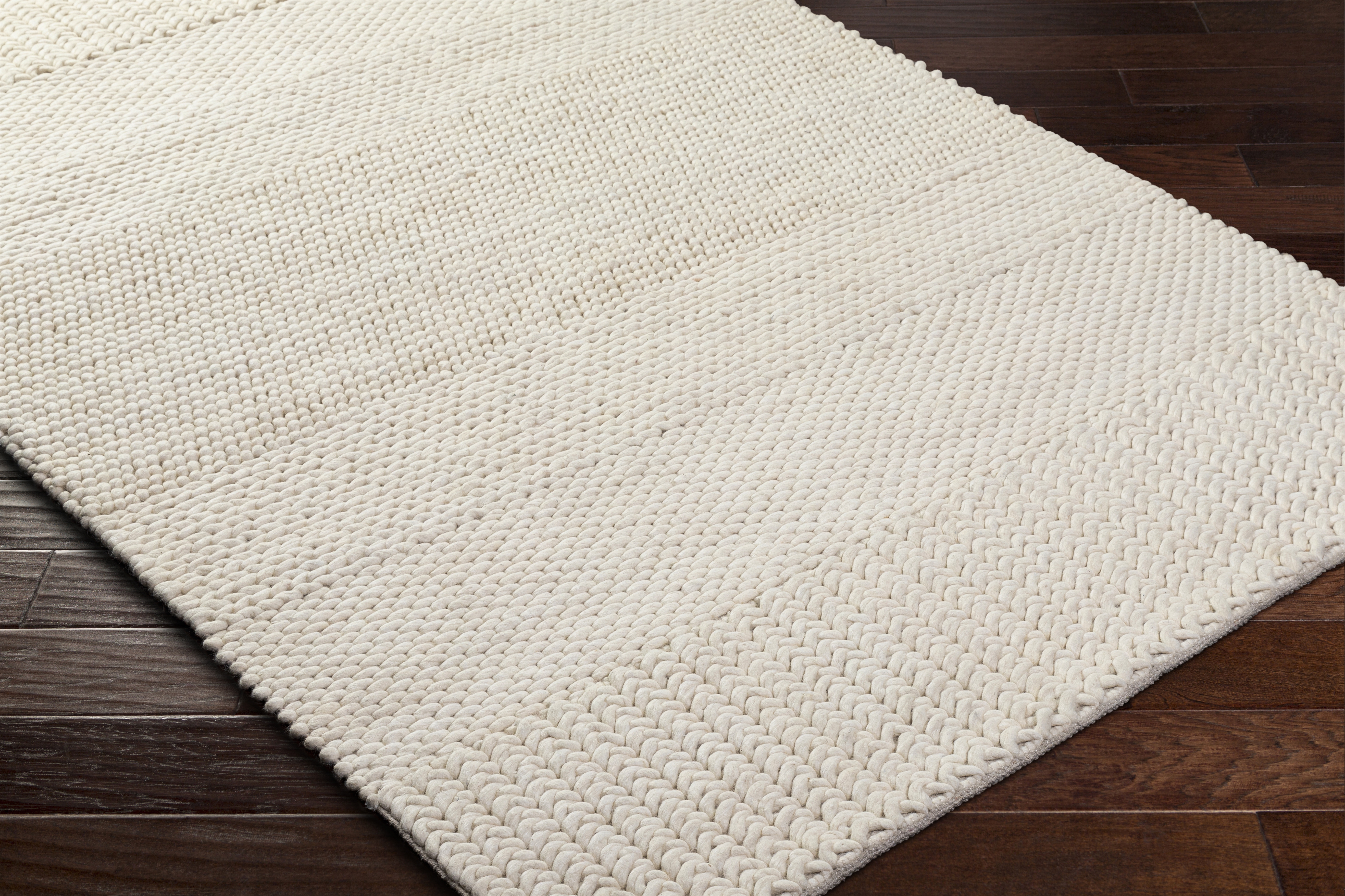 Mae Beige Indoor 8' x 10' Handmade Rug - Image 2