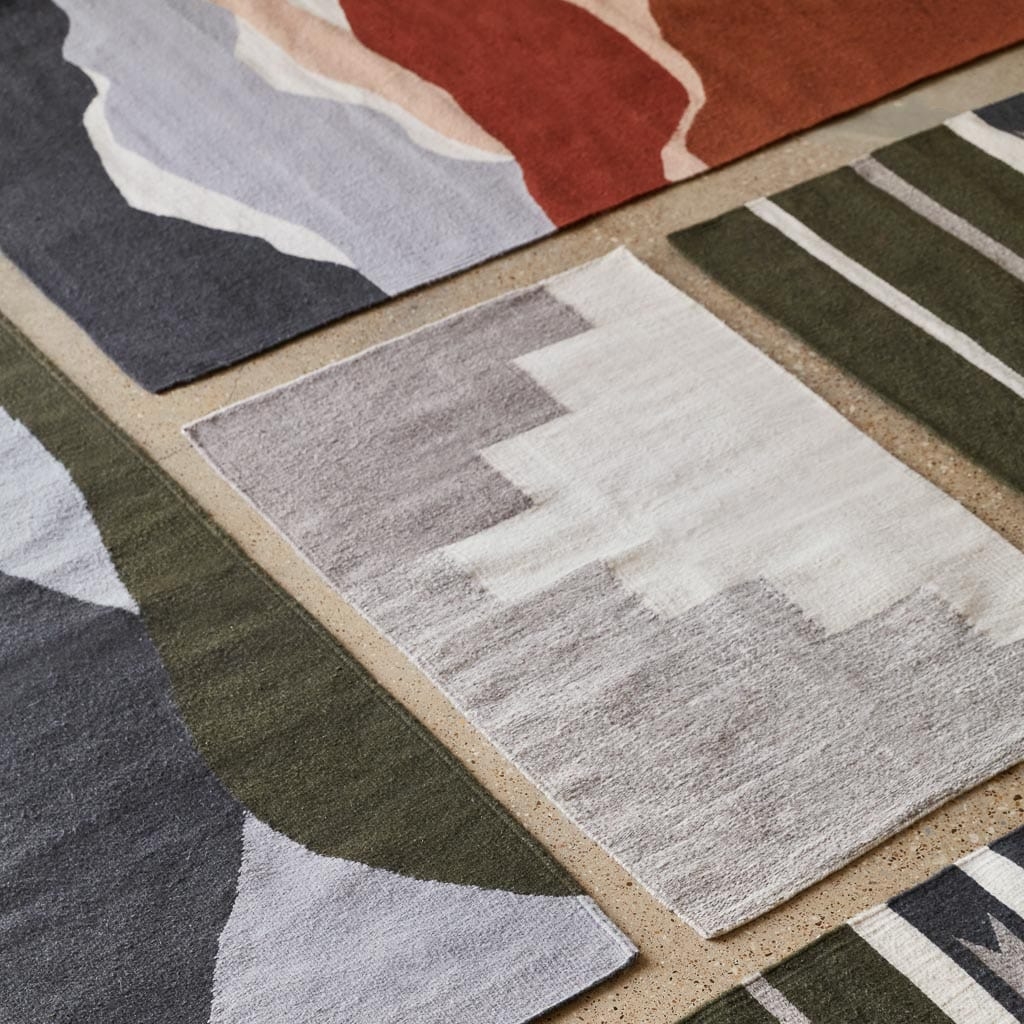 The Citizenry Corrido Handwoven Accent Rug | 3' x 5' | Blue - Image 5