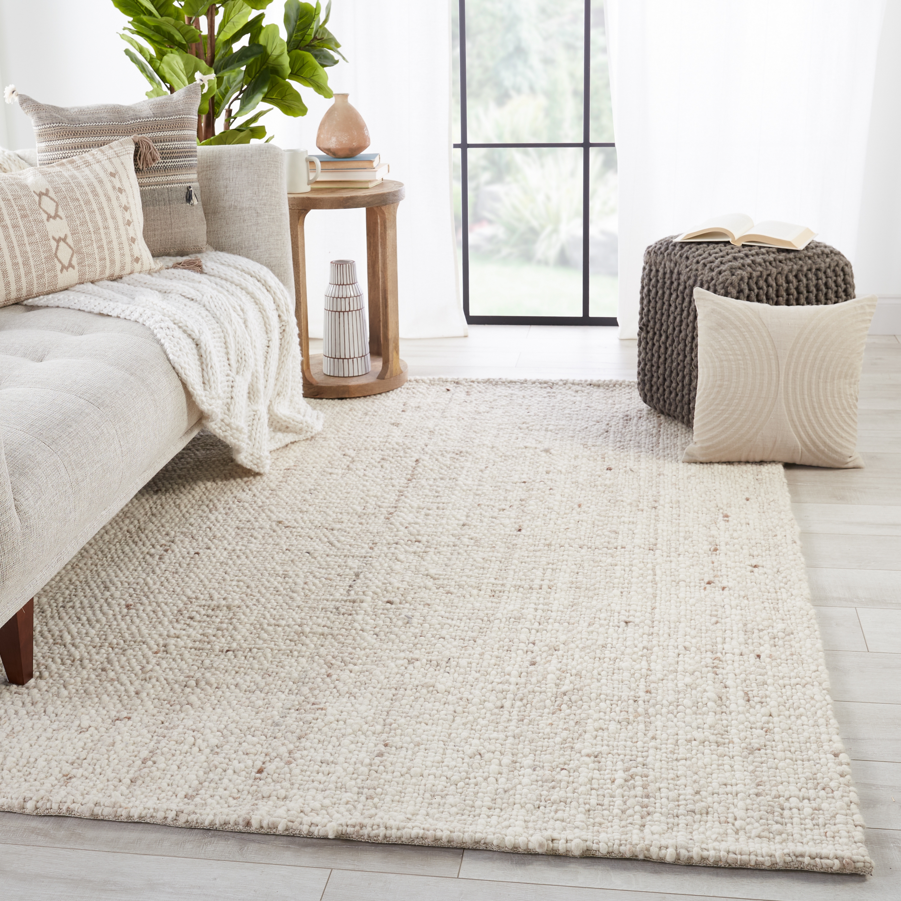 Season Handmade Solid Cream/ Tan Area Rug (8'X10') - Image 4