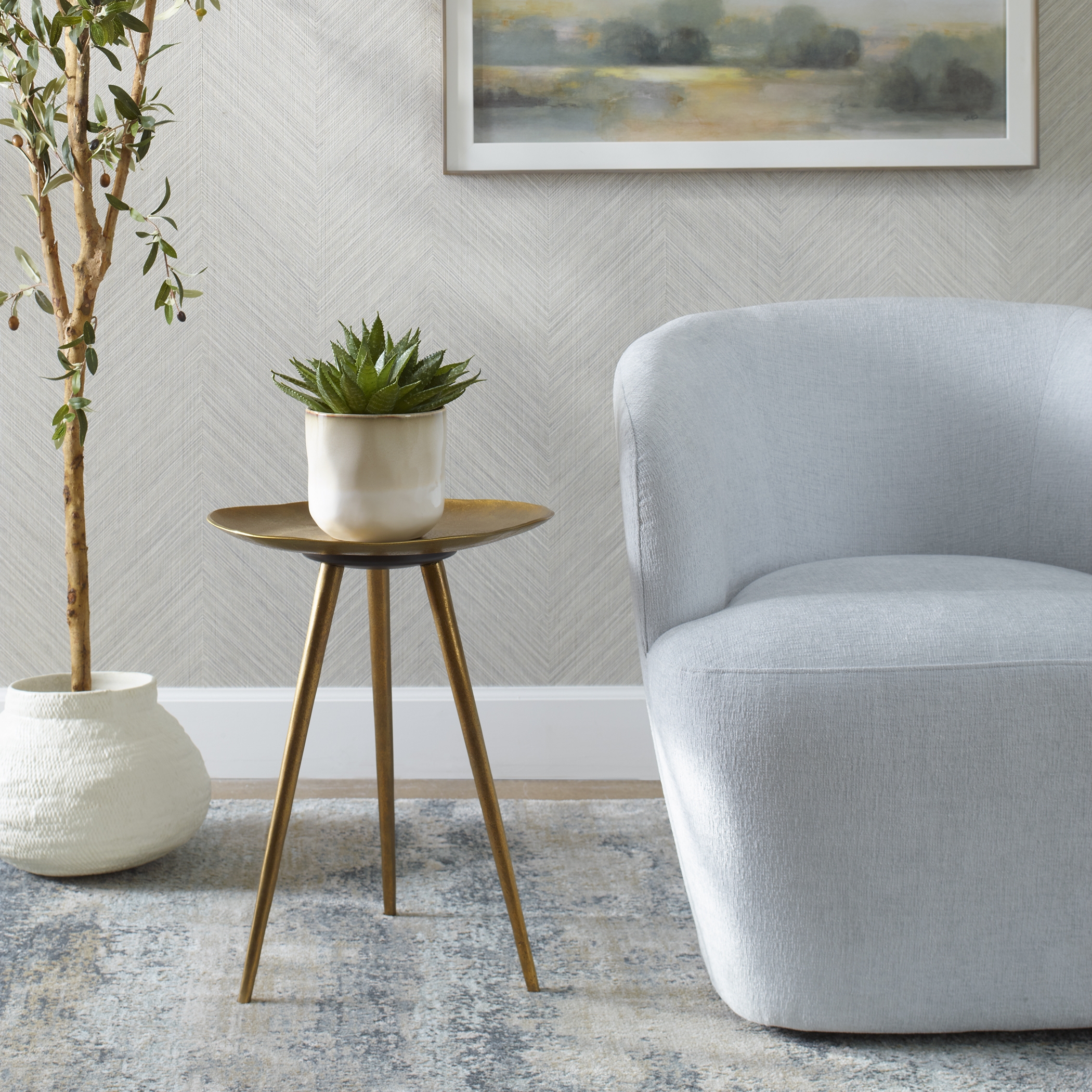 Lily Pad Antique Brass Accent Table - Image 1