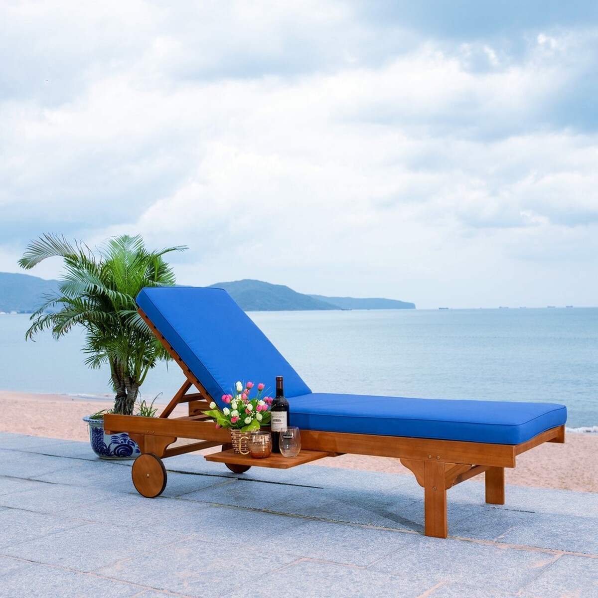 Newport Lounge Chair - Natural/Blue - Safavieh - Image 1