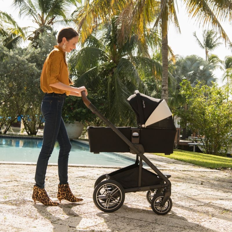 Nuna ® MIXX ™ Series Black Caviar Portable Baby Bassinet + Stand - Image 4