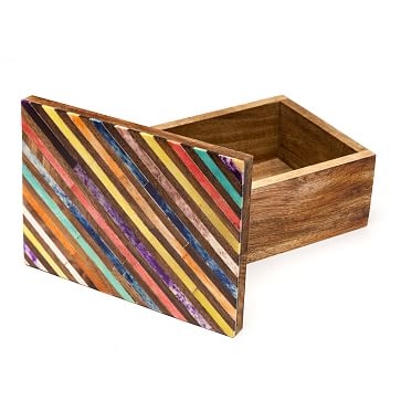 Banka Mundi Treasure Box, Mango Wood, Medium - Image 1
